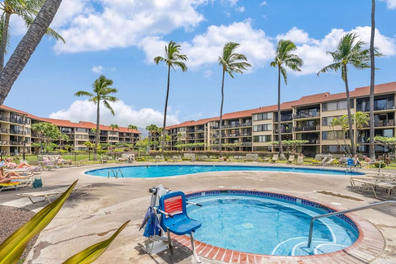 Papakea Resort - Beautiful Ocean Views 1 BR with AC