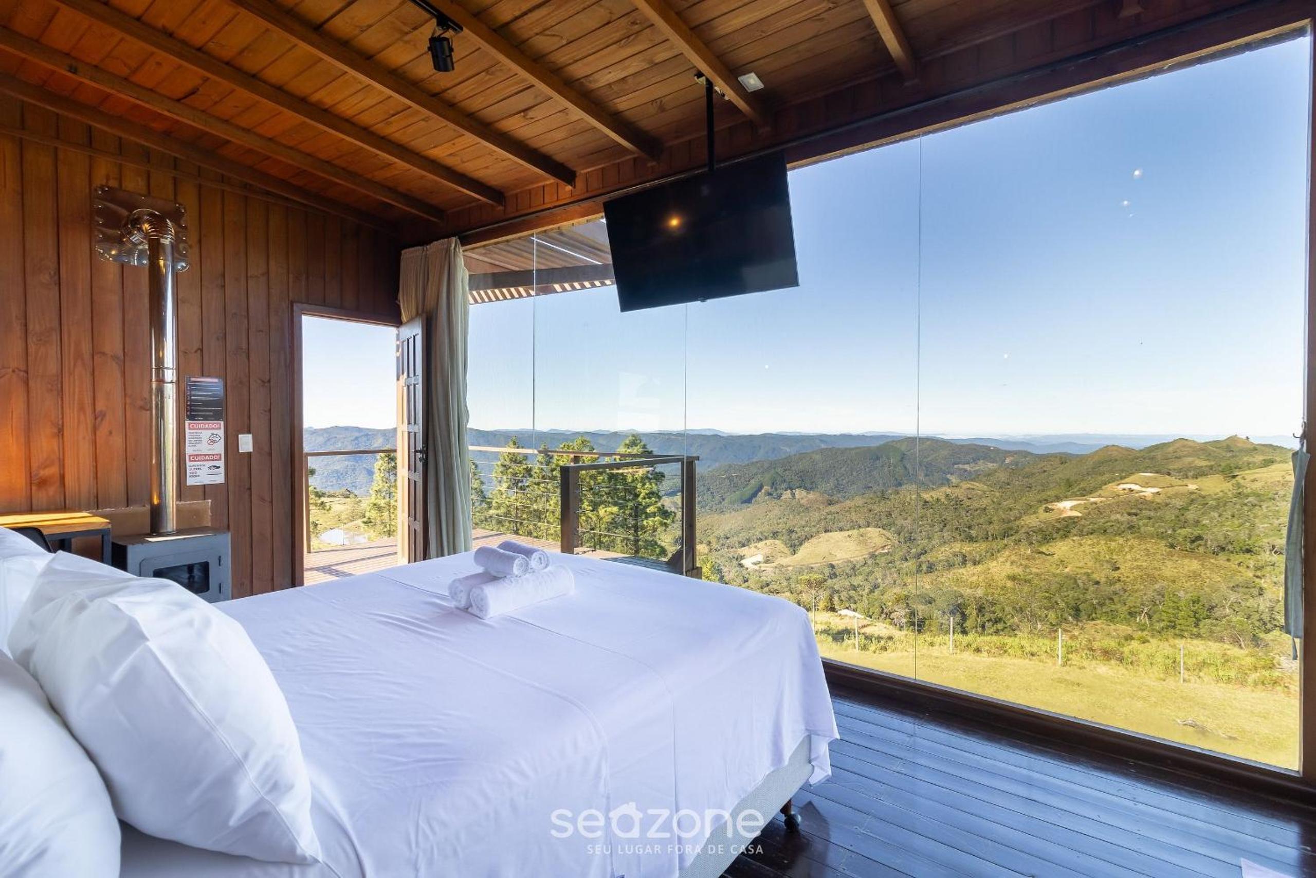 Cabin Incredible View on the mountain range VST001