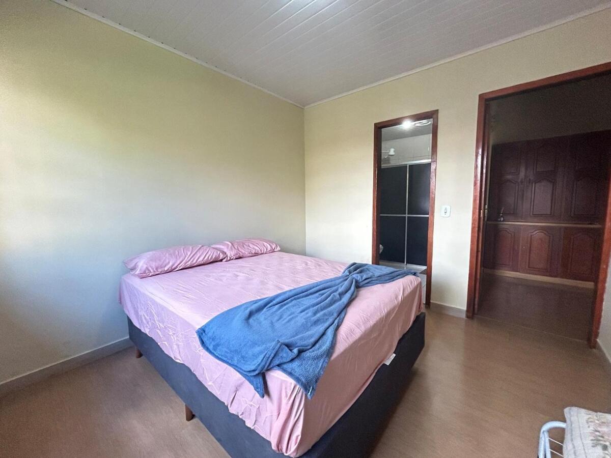 Casa ampla com 02 suítes e 01 quarto próx das Cataratas e Aeroporto