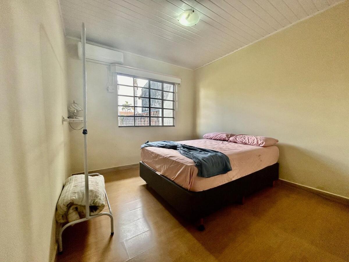 Casa ampla com 02 suítes e 01 quarto próx das Cataratas e Aeroporto
