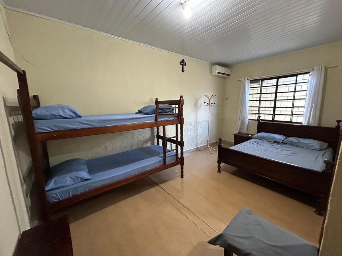 Casa ampla com 02 suítes e 01 quarto próx das Cataratas e Aeroporto