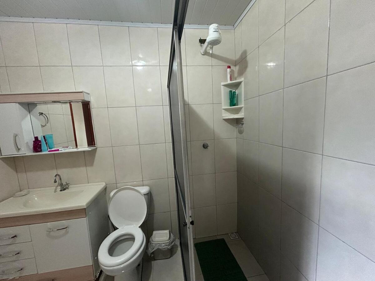 Casa ampla com 02 suítes e 01 quarto próx das Cataratas e Aeroporto