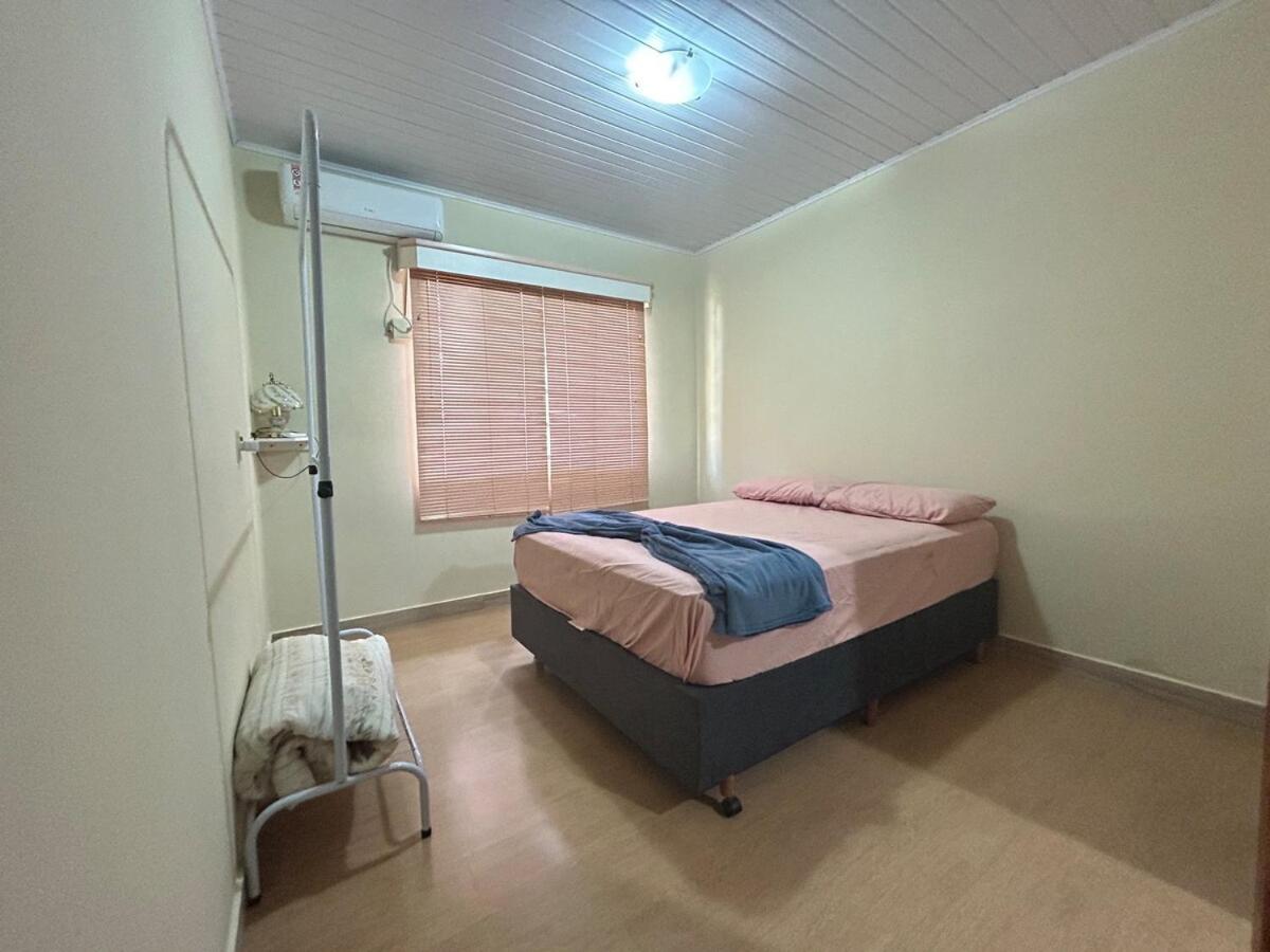 Casa ampla com 02 suítes e 01 quarto próx das Cataratas e Aeroporto