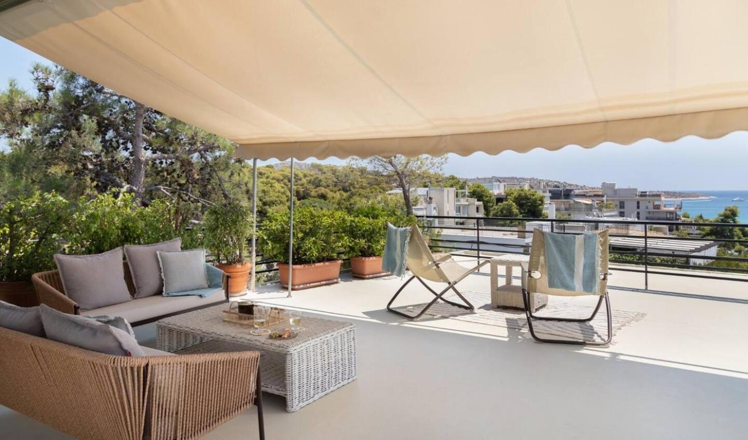 2BD Luxury Sea View Penthouse in Astir Beach