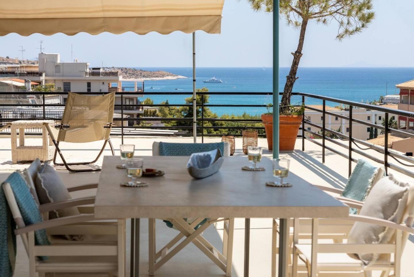 2BD Luxury Sea View Penthouse in Astir Beach