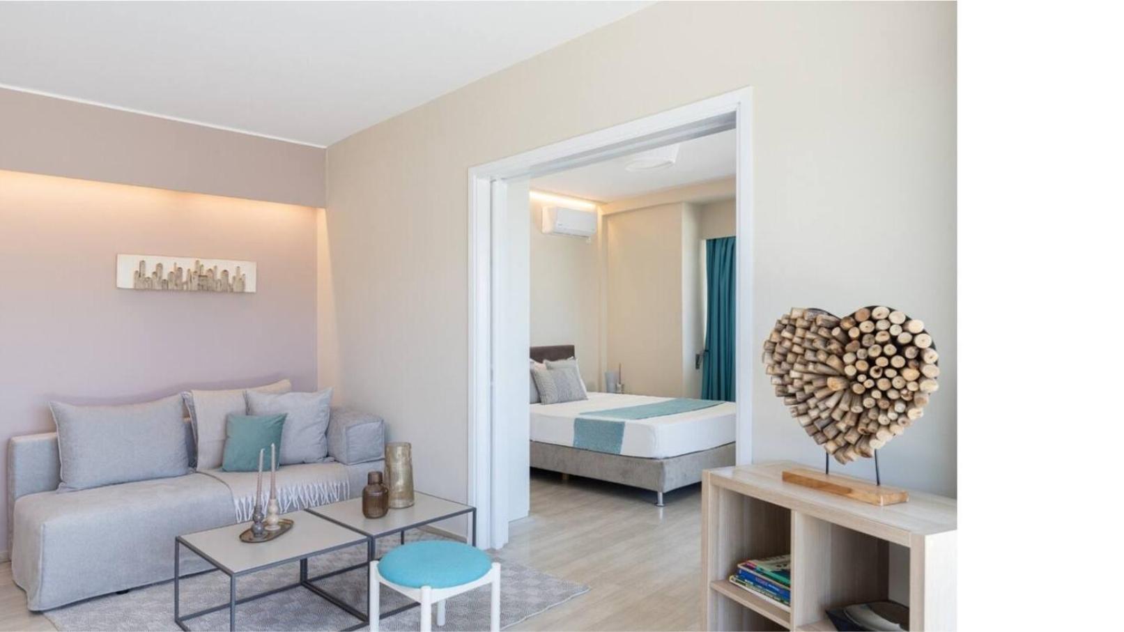 2BD Luxury Sea View Penthouse in Astir Beach