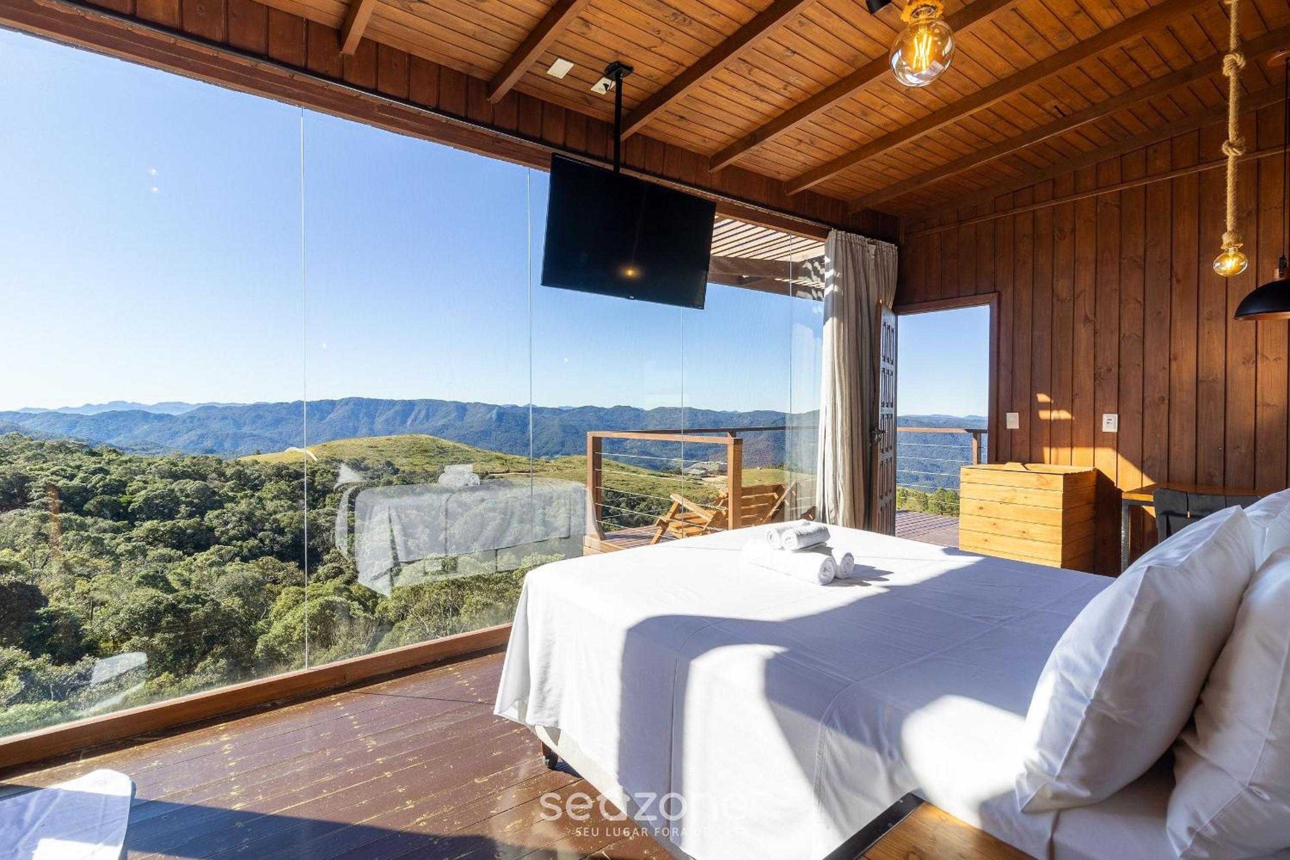 Romantic cabin with amazing view VST002