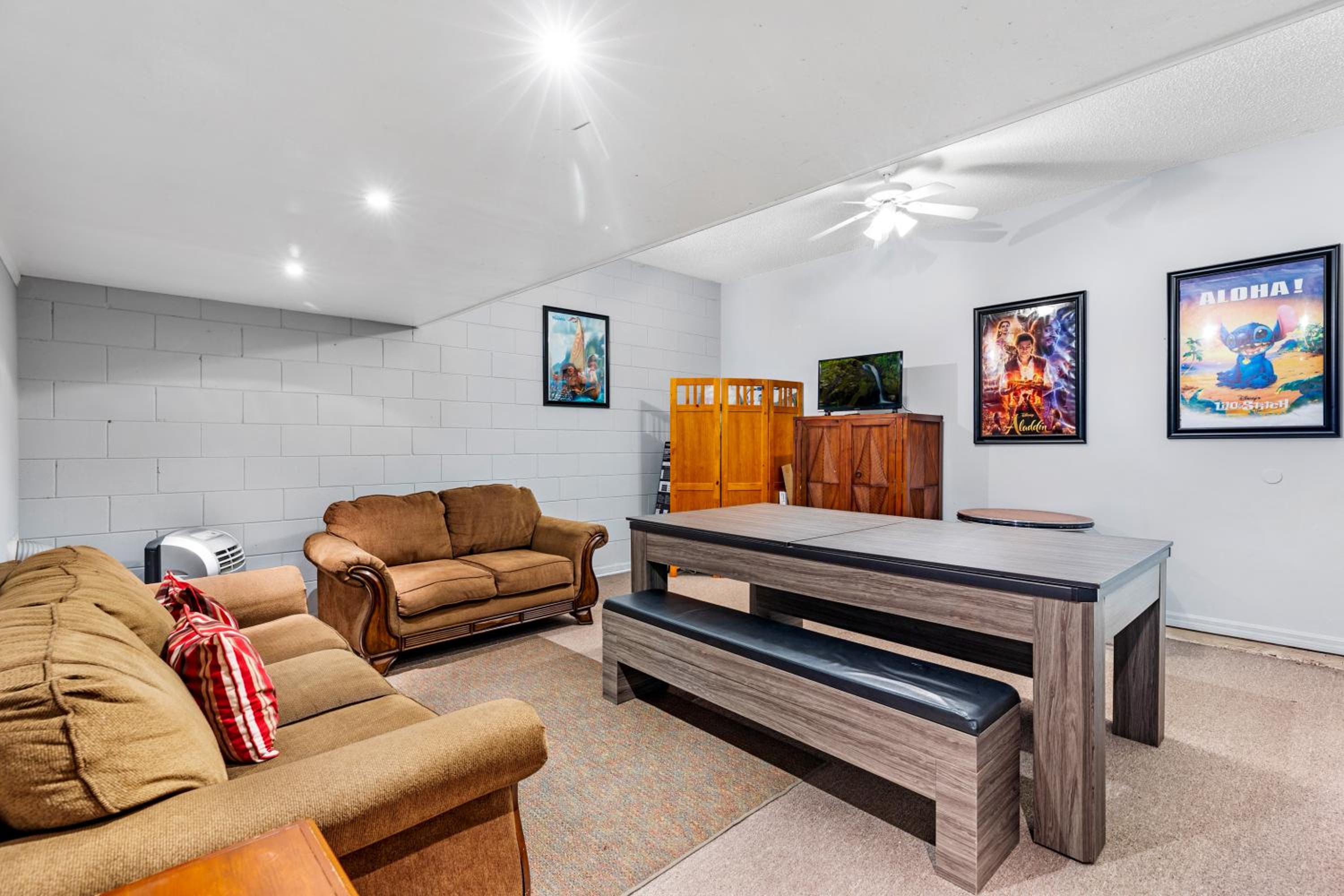 Disney Doorstep 7 Bedroom Villa with SouthFacing Pool and Hot Tub