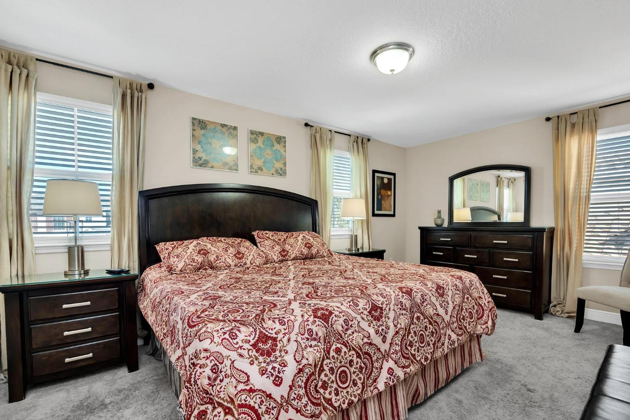 Spacious Home with Private Pool and Spa in Solterra Gates Resort Nr Disney
