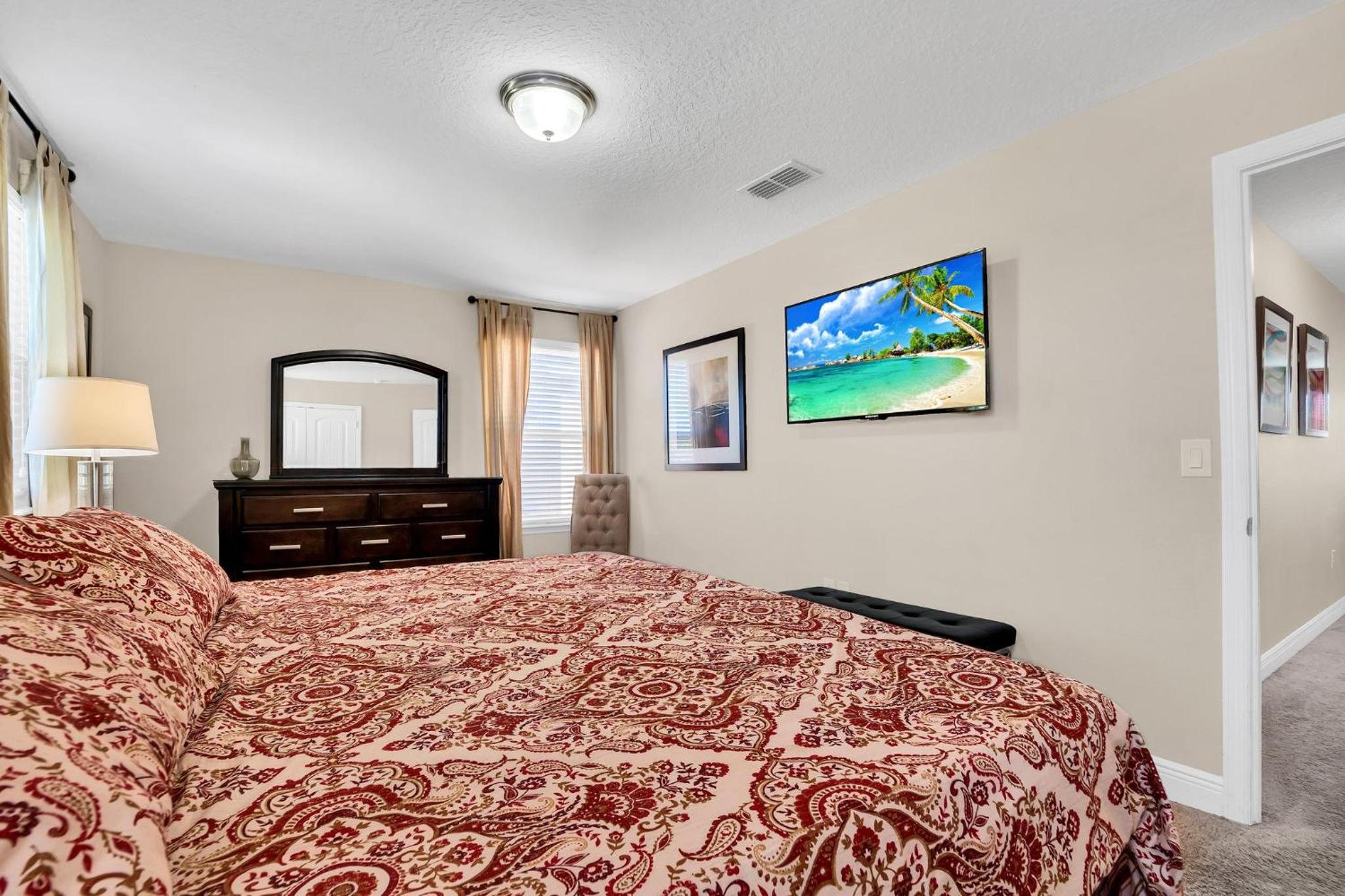 Spacious Home with Private Pool and Spa in Solterra Gates Resort Nr Disney