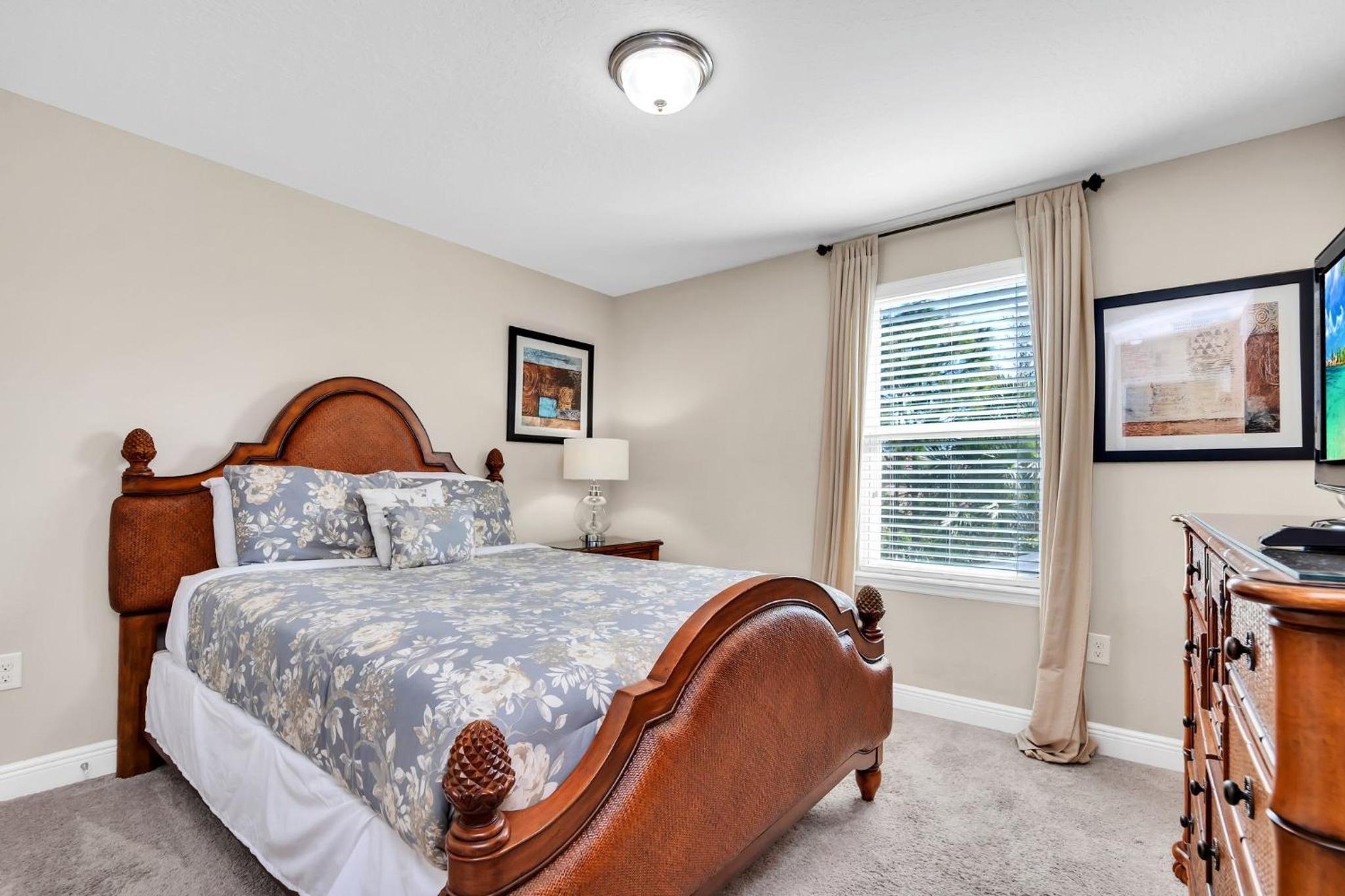 Spacious Home with Private Pool and Spa in Solterra Gates Resort Nr Disney