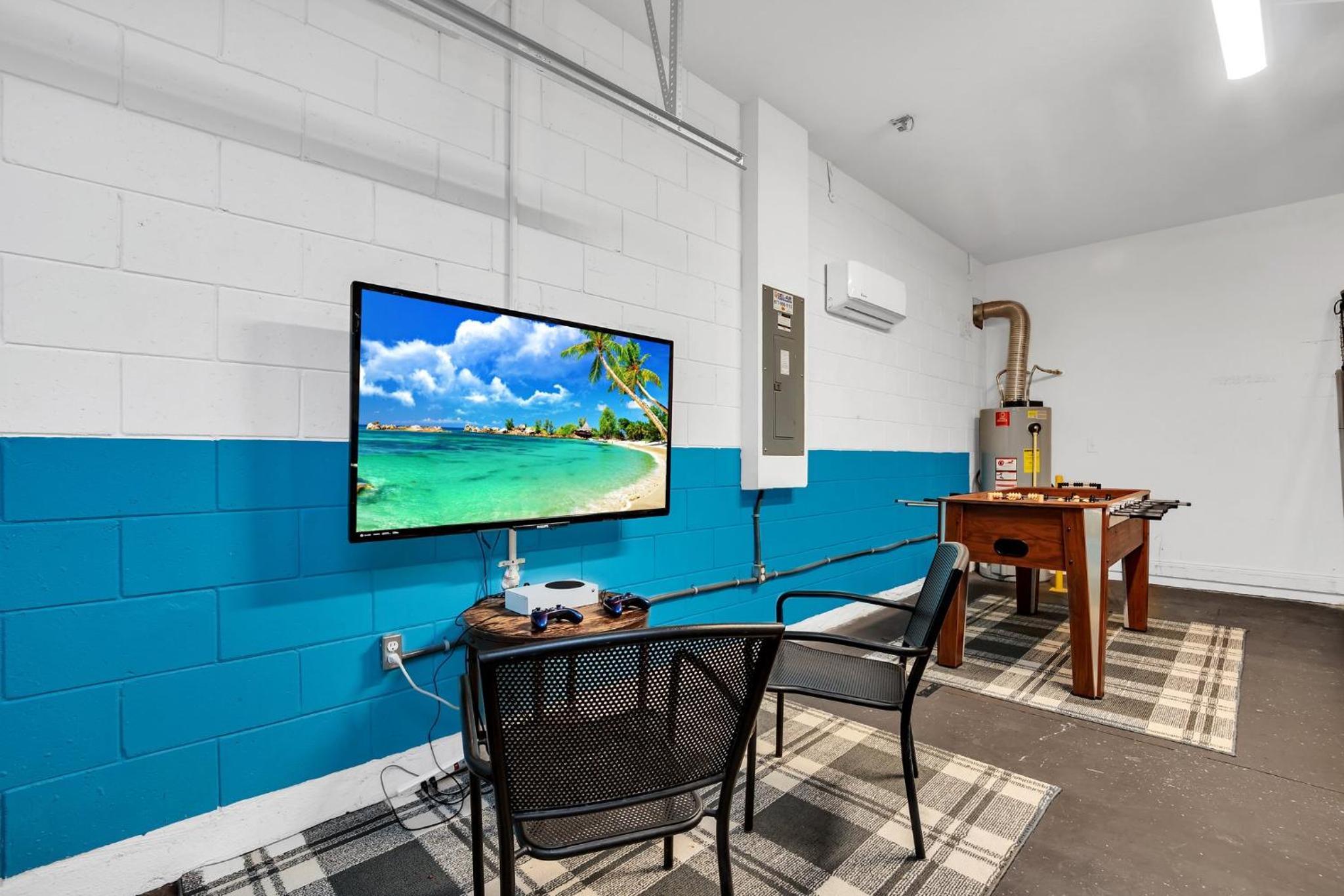 Spacious Home with Private Pool and Spa in Solterra Gates Resort Nr Disney