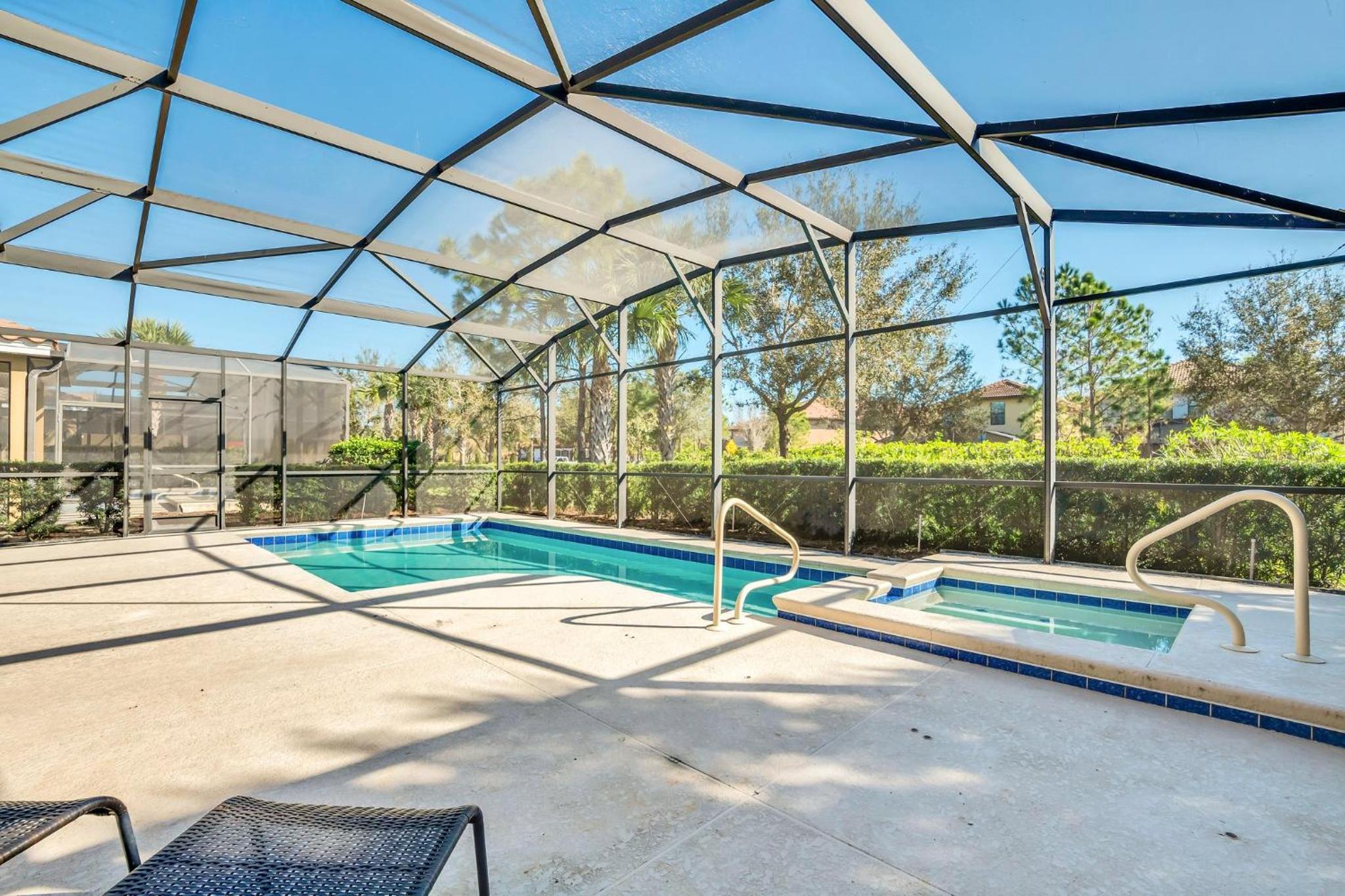 Spacious Home with Private Pool and Spa in Solterra Gates Resort Nr Disney