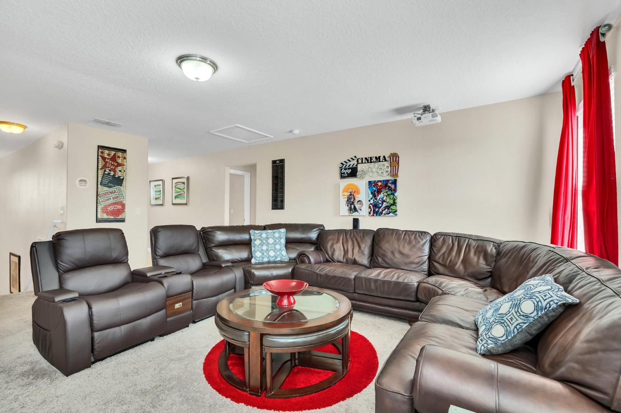 Spacious Home with Private Pool and Spa in Solterra Gates Resort Nr Disney