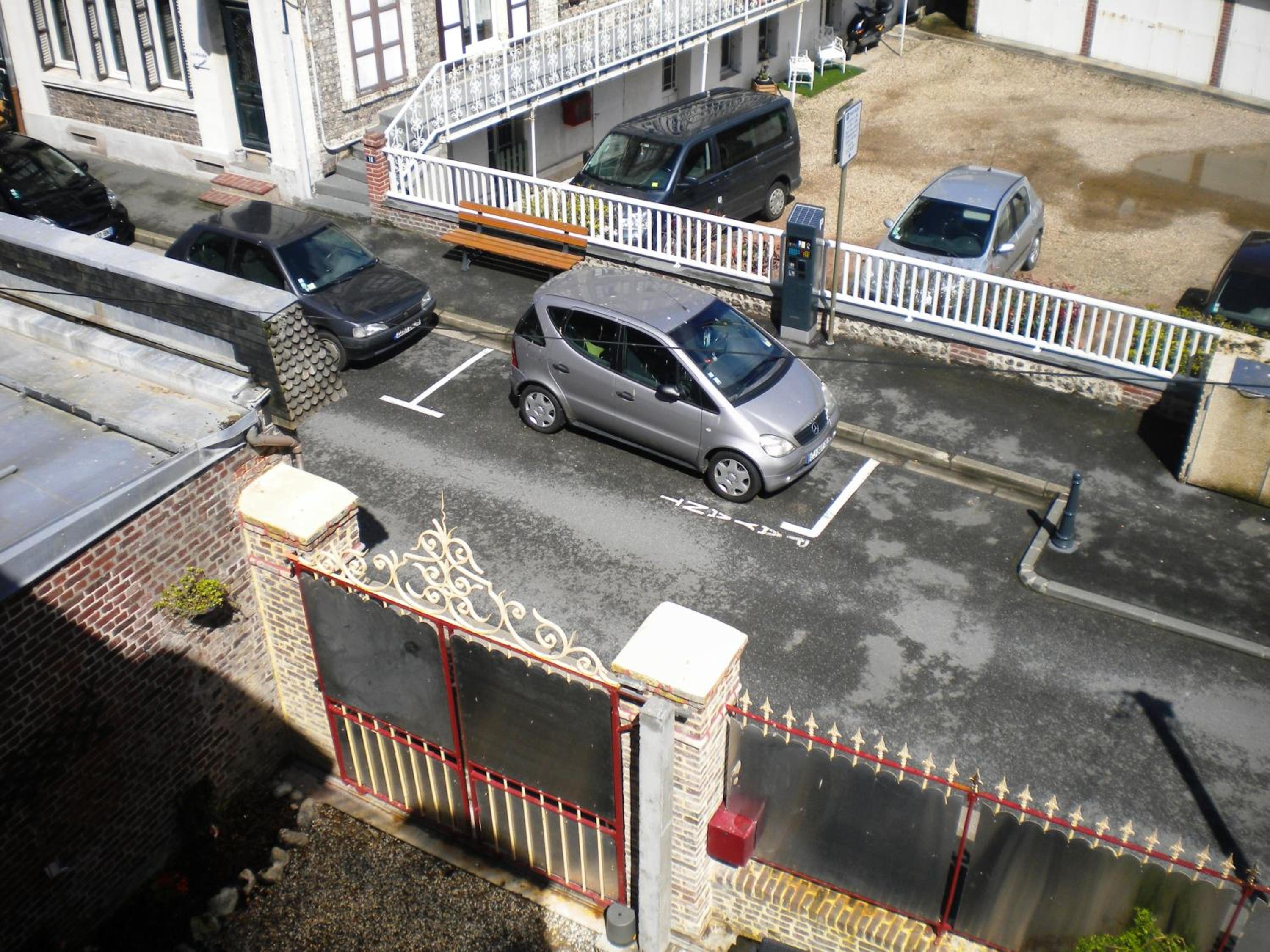 Photo 44