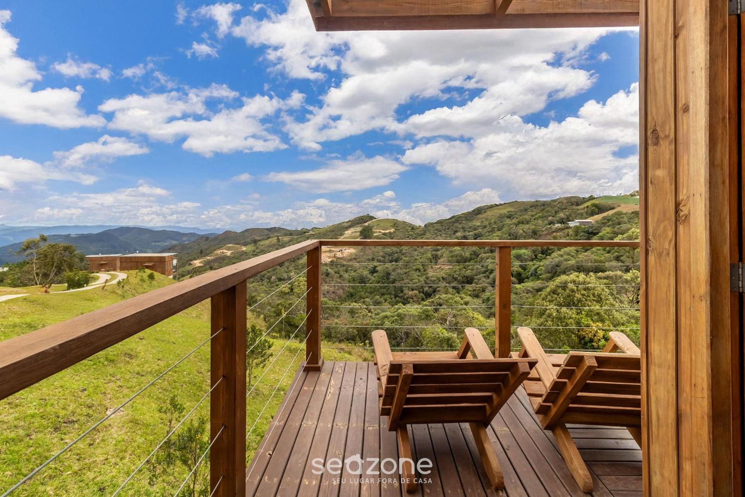 Charming cabin w/ view in the mountains VST005