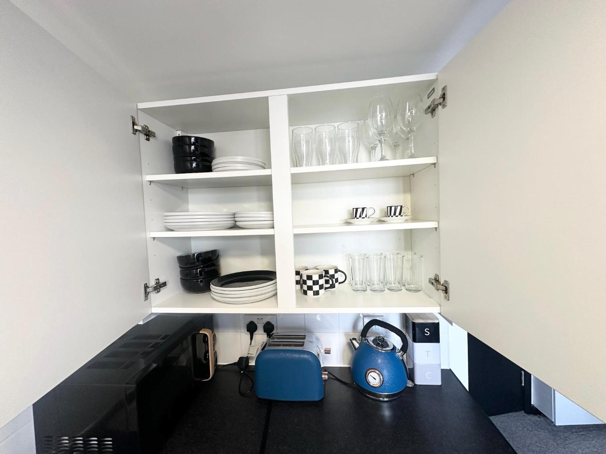 The Board Games Apartments - Brought to you by Coastline Retreats - Themed town centre apartments ALL WITH LUXURY 2 PERSON JACUZZI BATHS - 5 mins walk to t