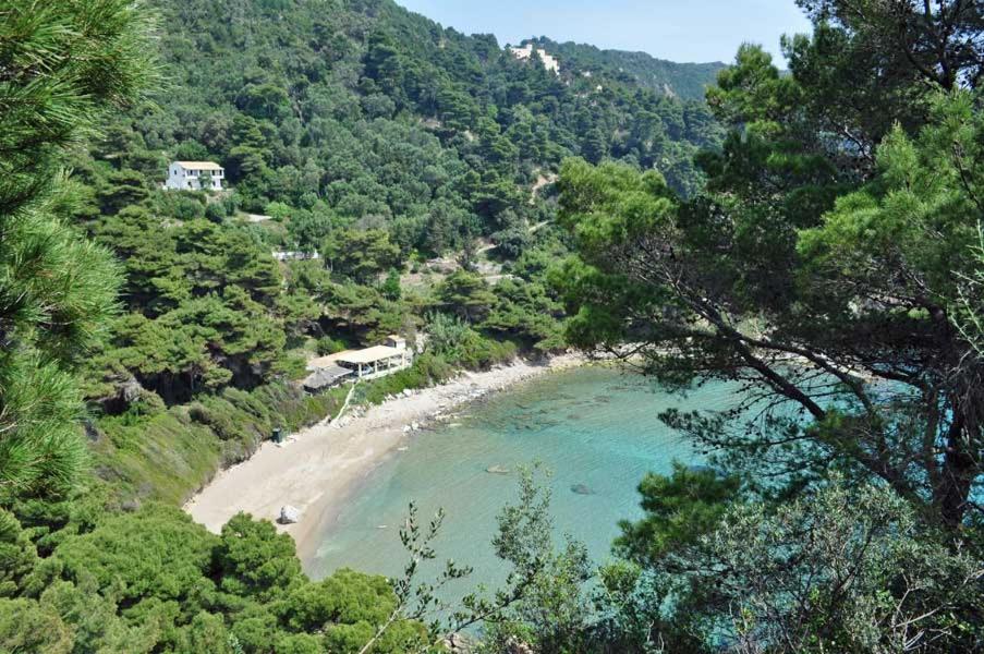Yaliskari Beach