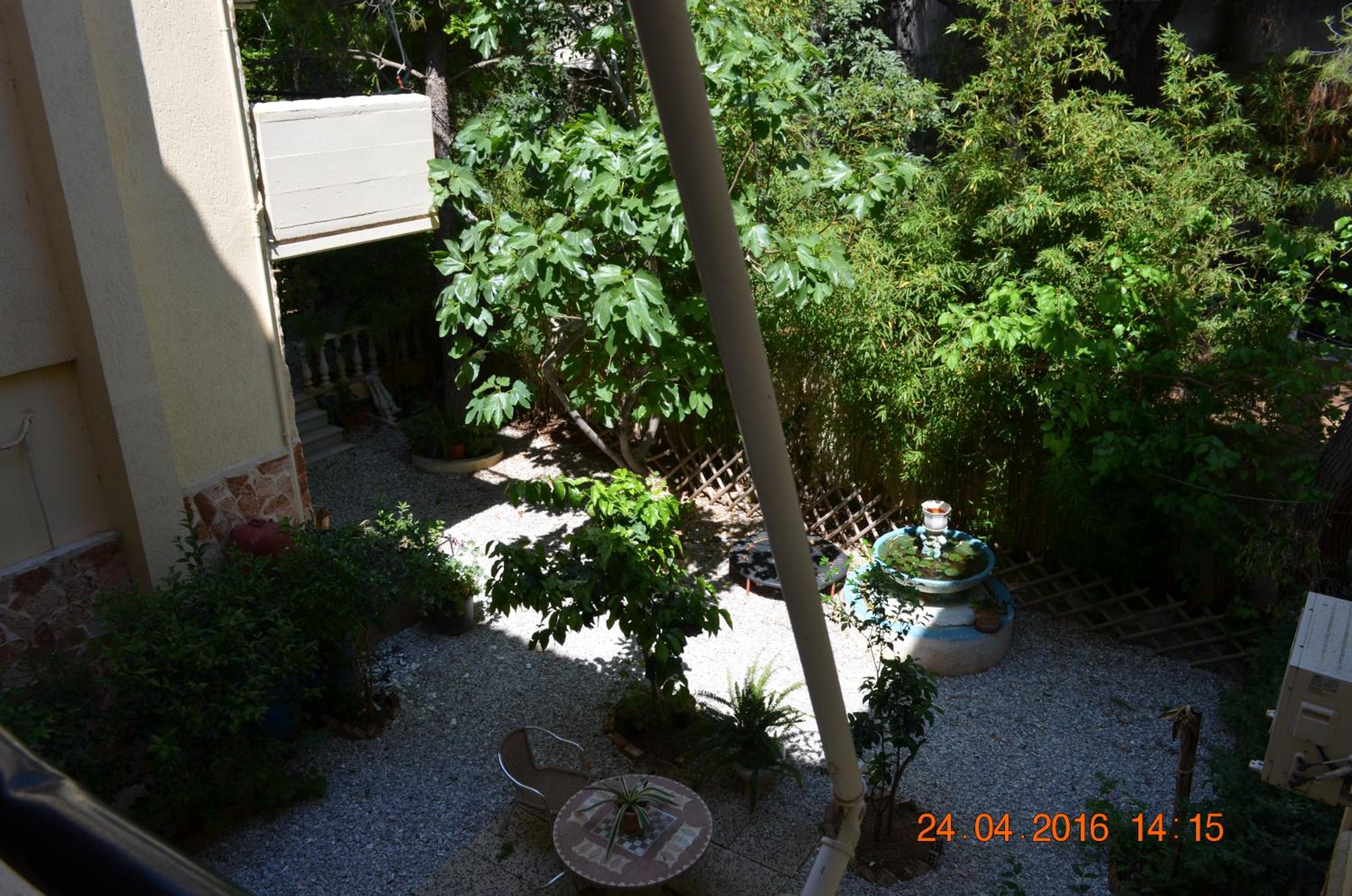 Apartments Zoumperi