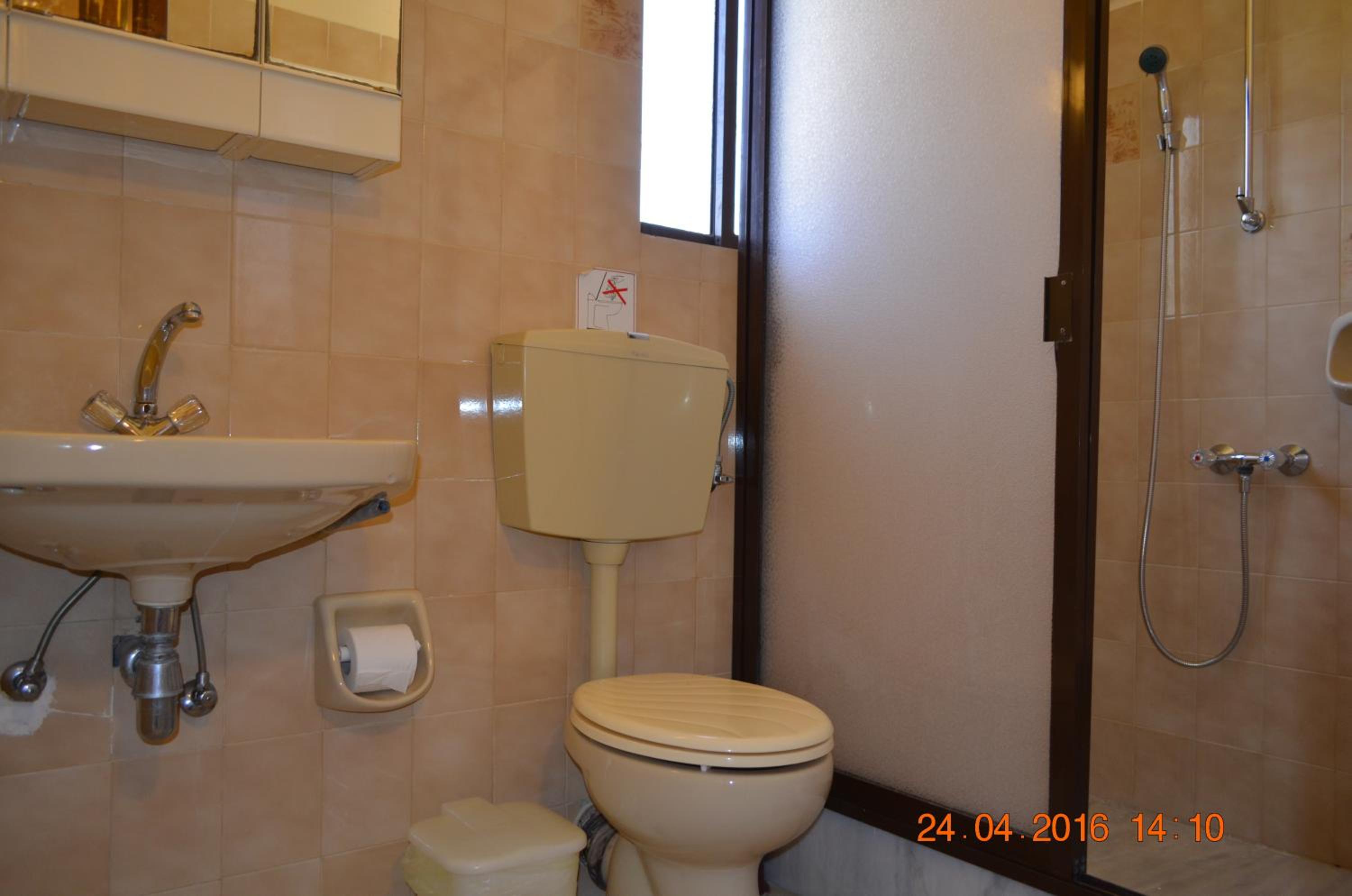 Apartments Zoumperi