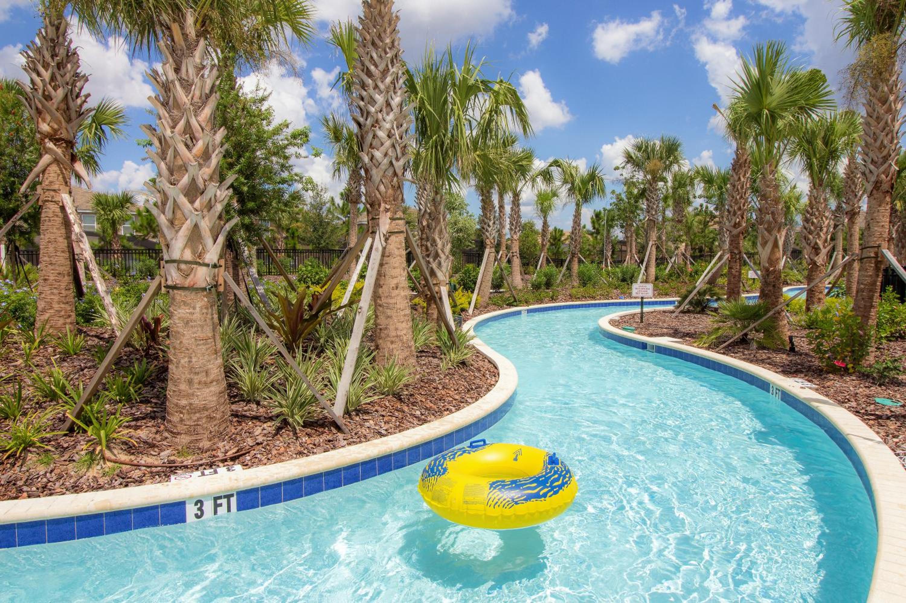 Spacious Home with Private Pool and Spa in Solterra Gates Resort Nr Disney