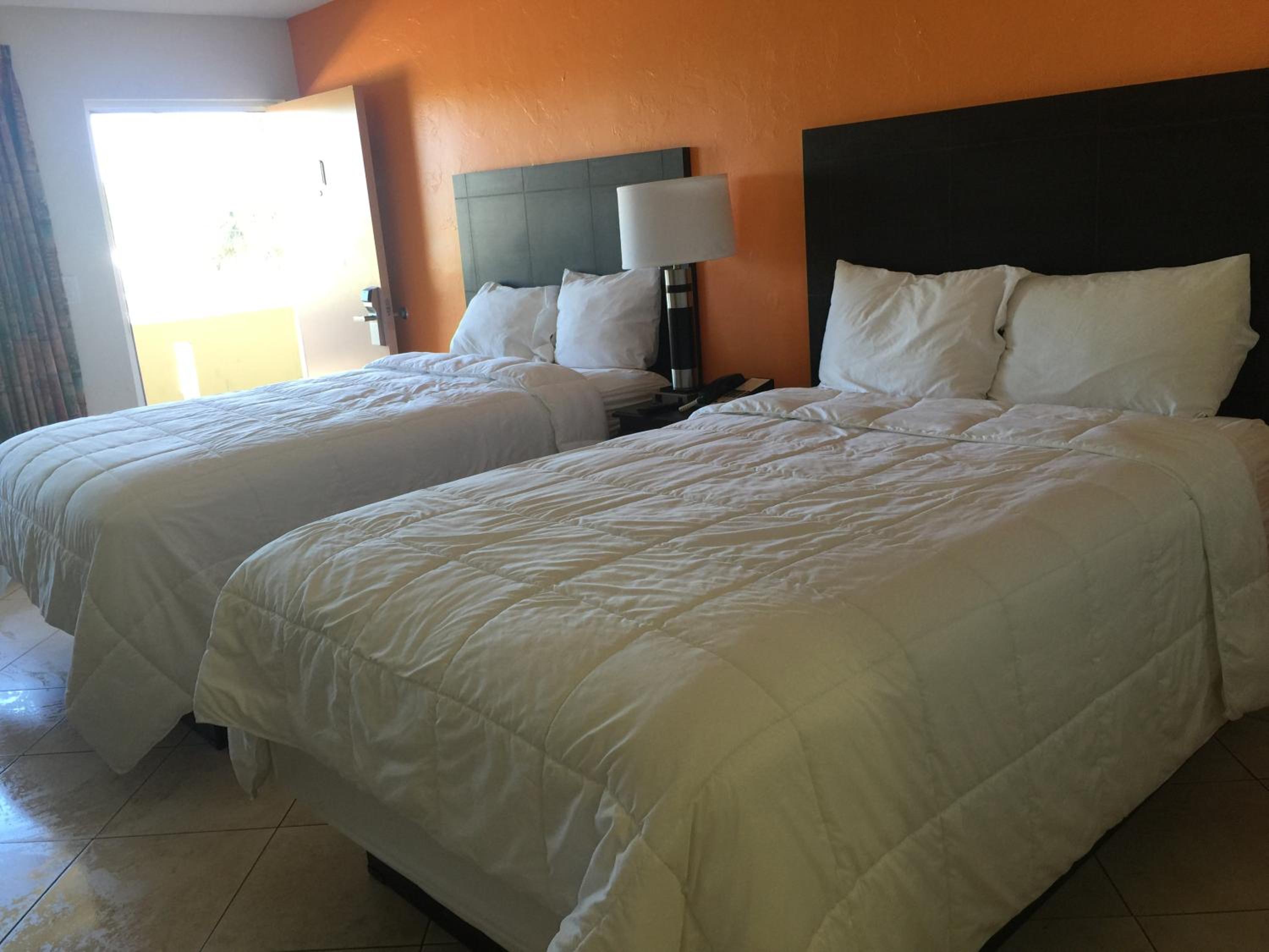 Curtis Inn & Suites