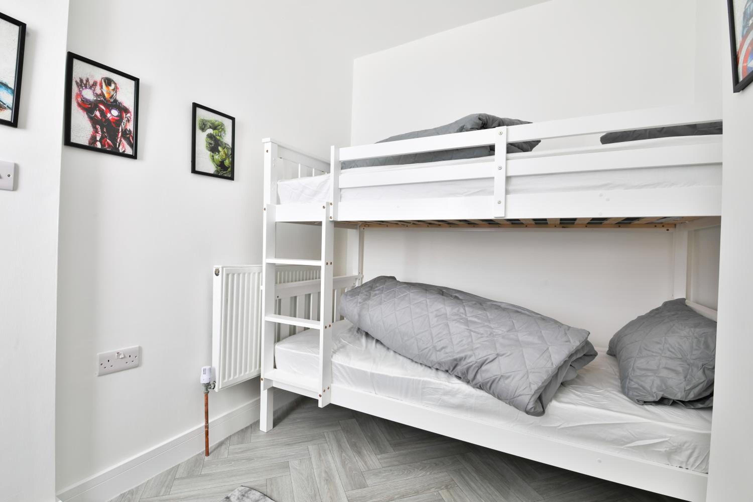 Hiks Accommodations