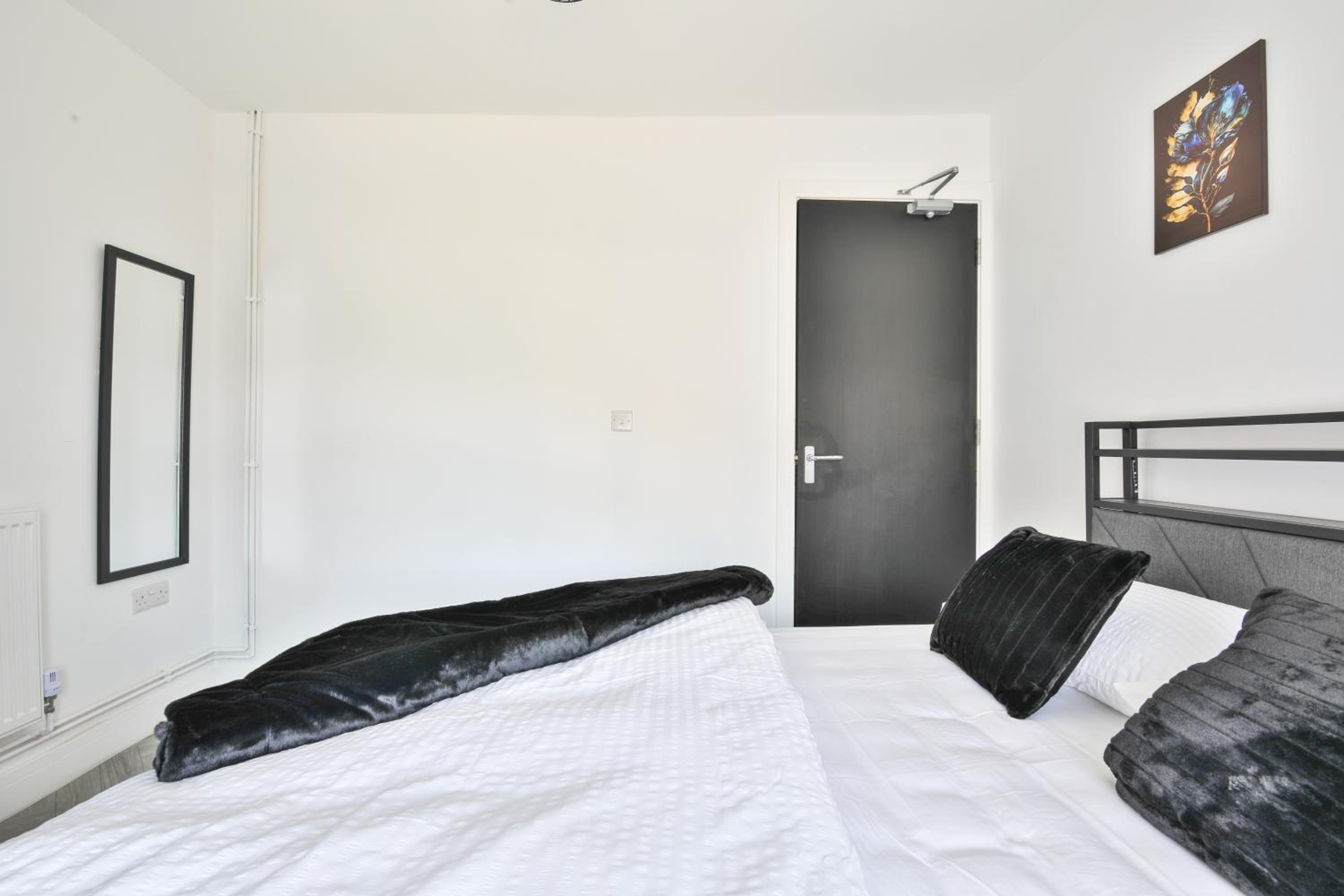 Hiks Accommodations