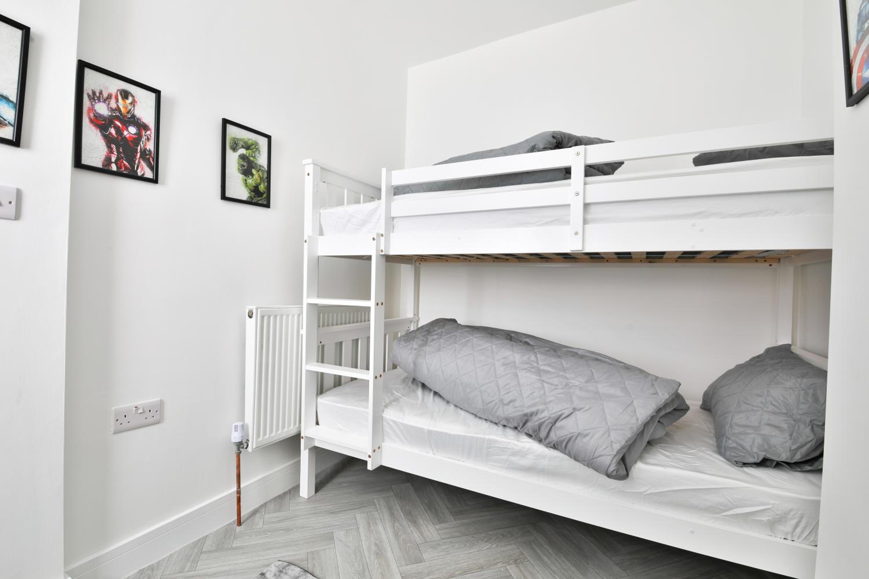 Hiks Accommodations