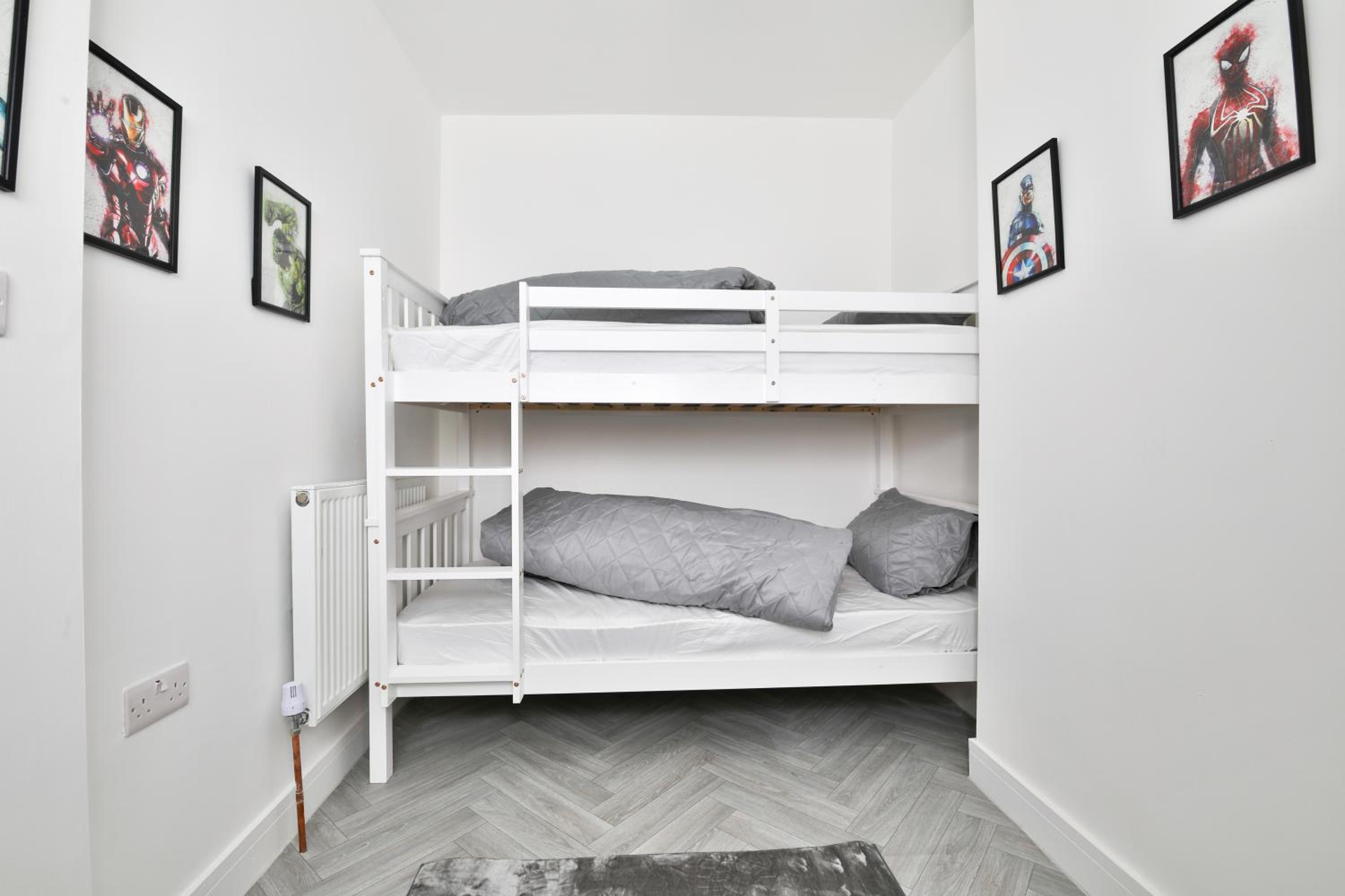 Hiks Accommodations