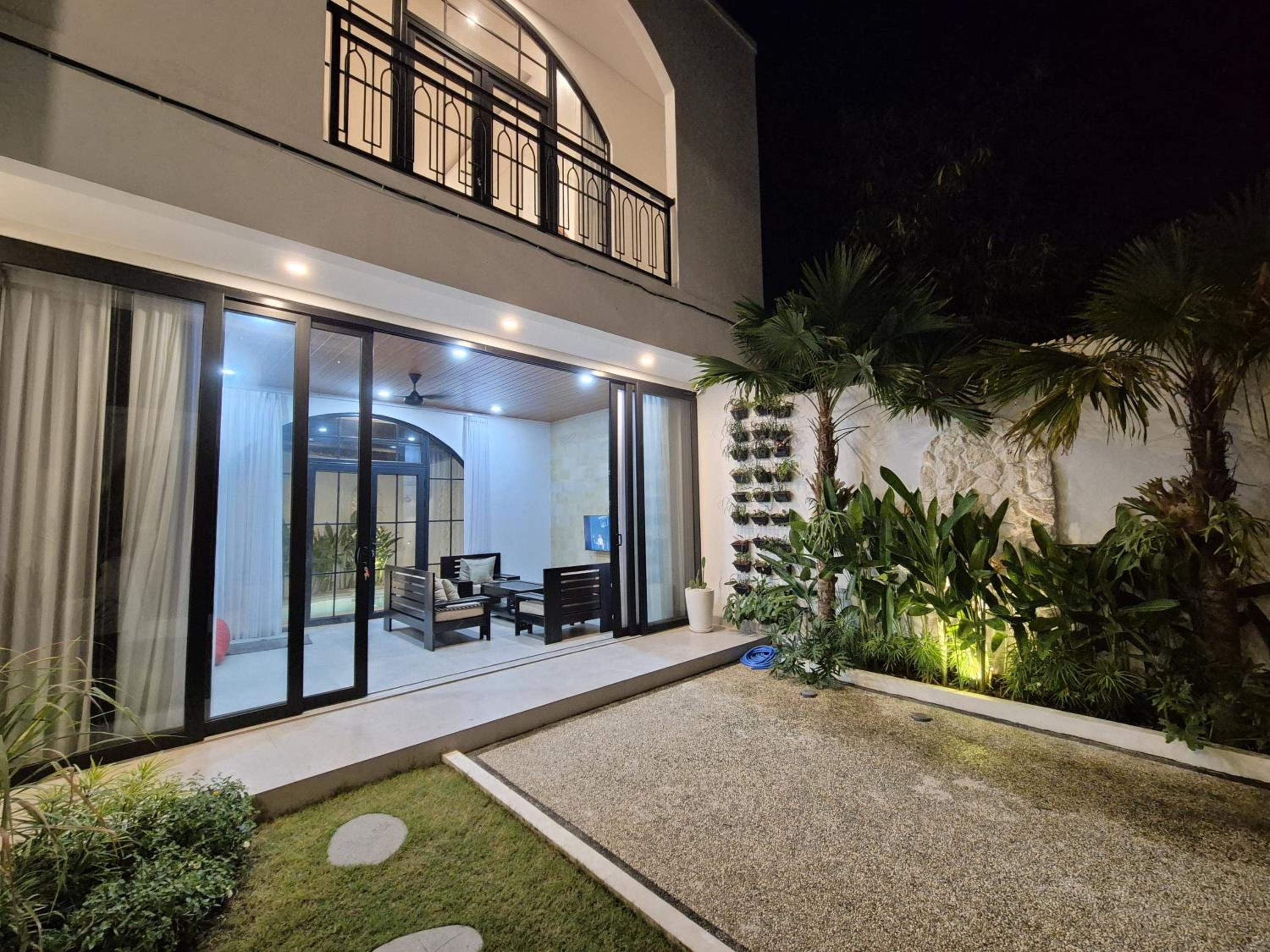 3BR Comfy Stylish Villa Coogee Canggu
