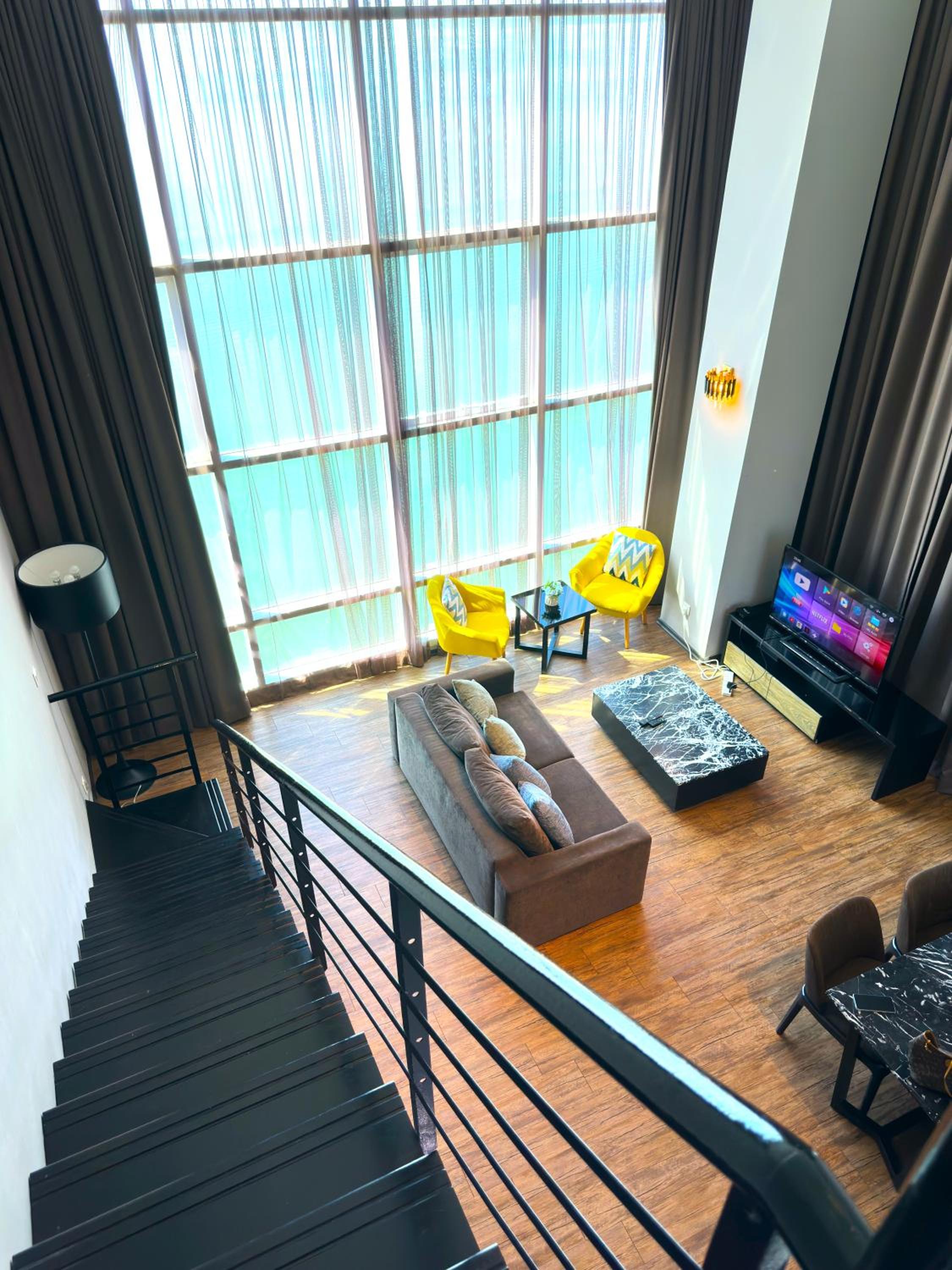 Seaview 2BR Duplex at Maritime Georgetown with Pool & Gym 73A