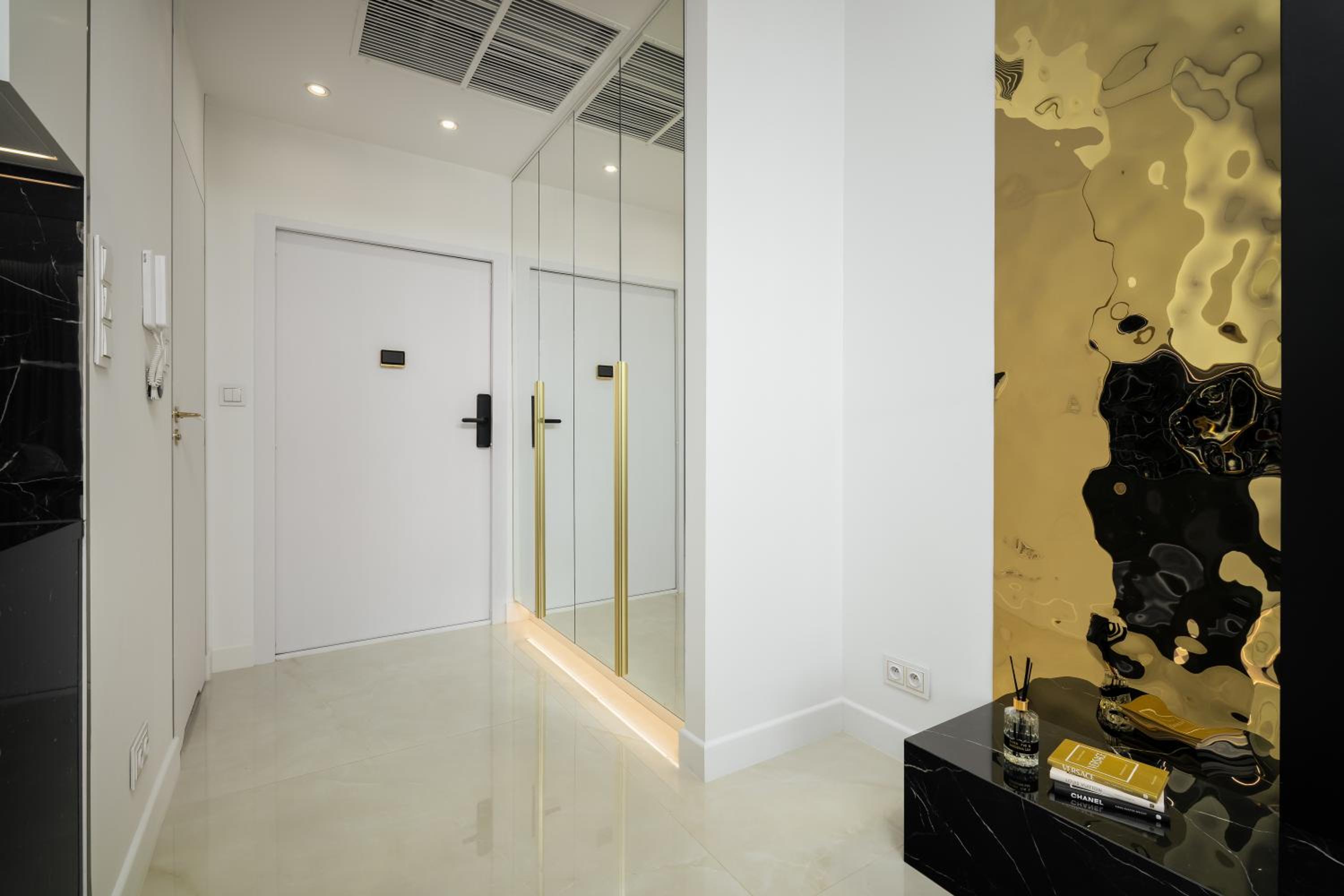 Goldstar Apartament- Wanna z widokiem, 19 Piętro, Hanza Tower Szczecin