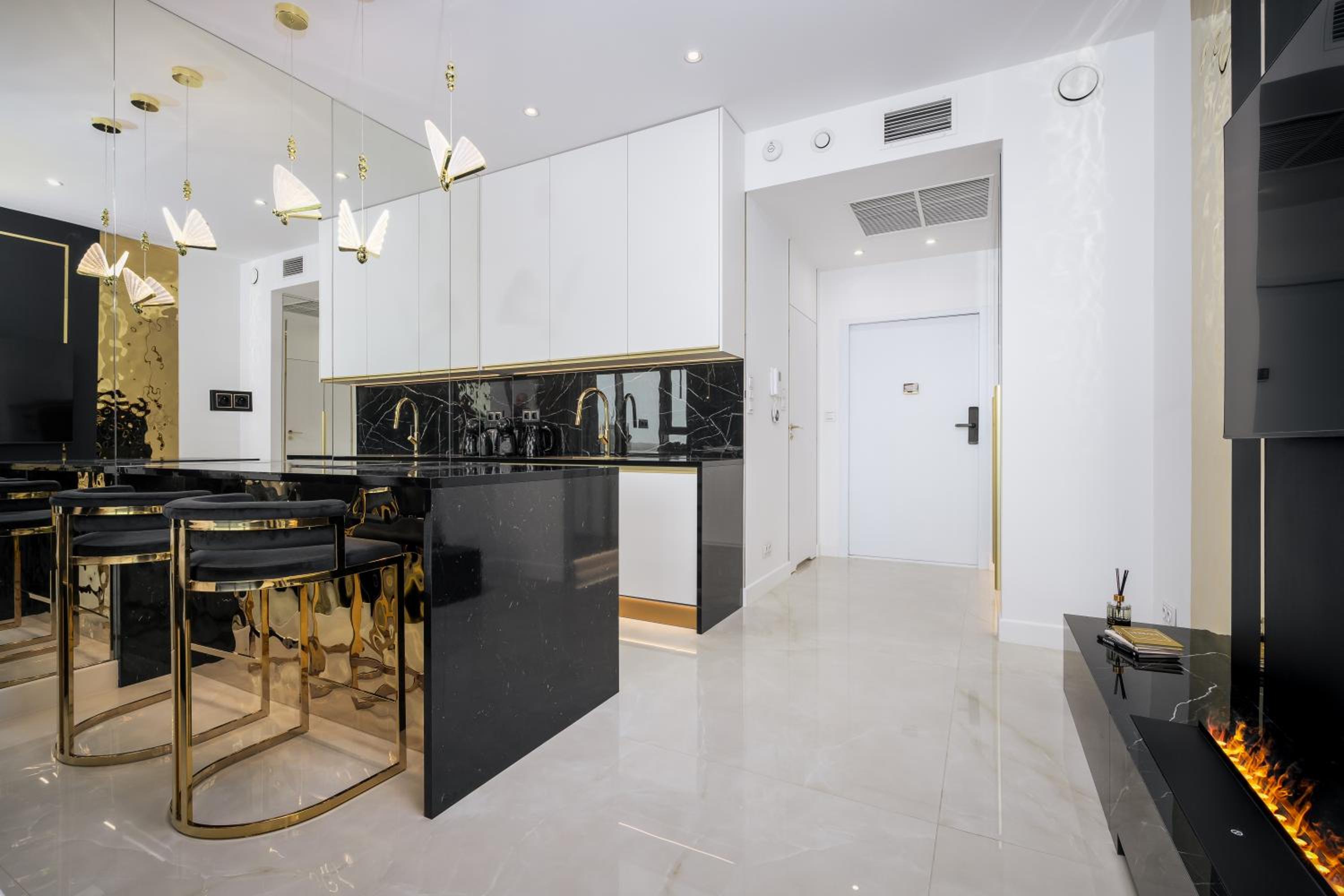 Goldstar Apartament- Wanna z widokiem, 19 Piętro, Hanza Tower Szczecin