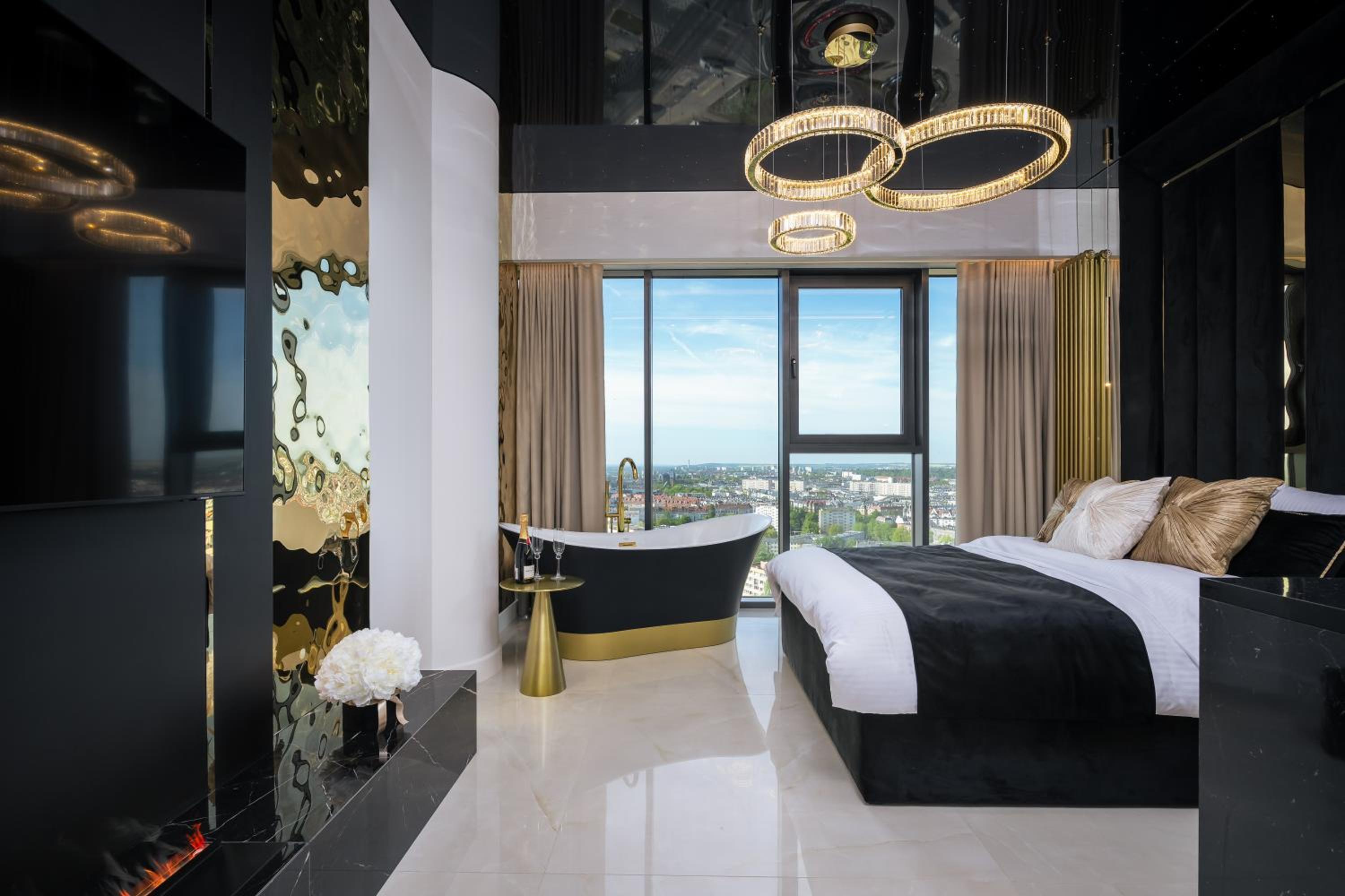 Goldstar Apartament- Wanna z widokiem, 19 Piętro, Hanza Tower Szczecin