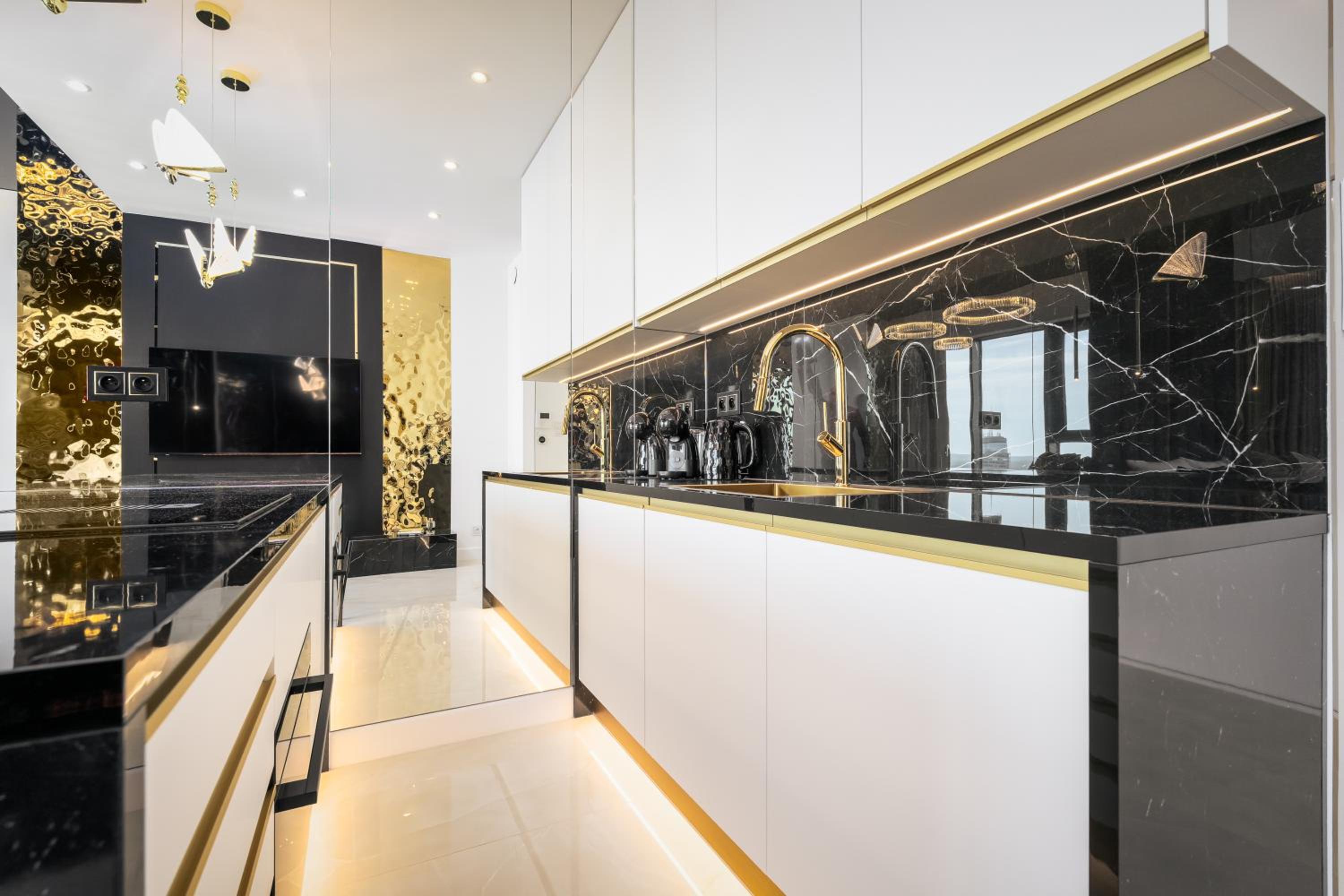 Goldstar Apartament- Wanna z widokiem, 19 Piętro, Hanza Tower Szczecin