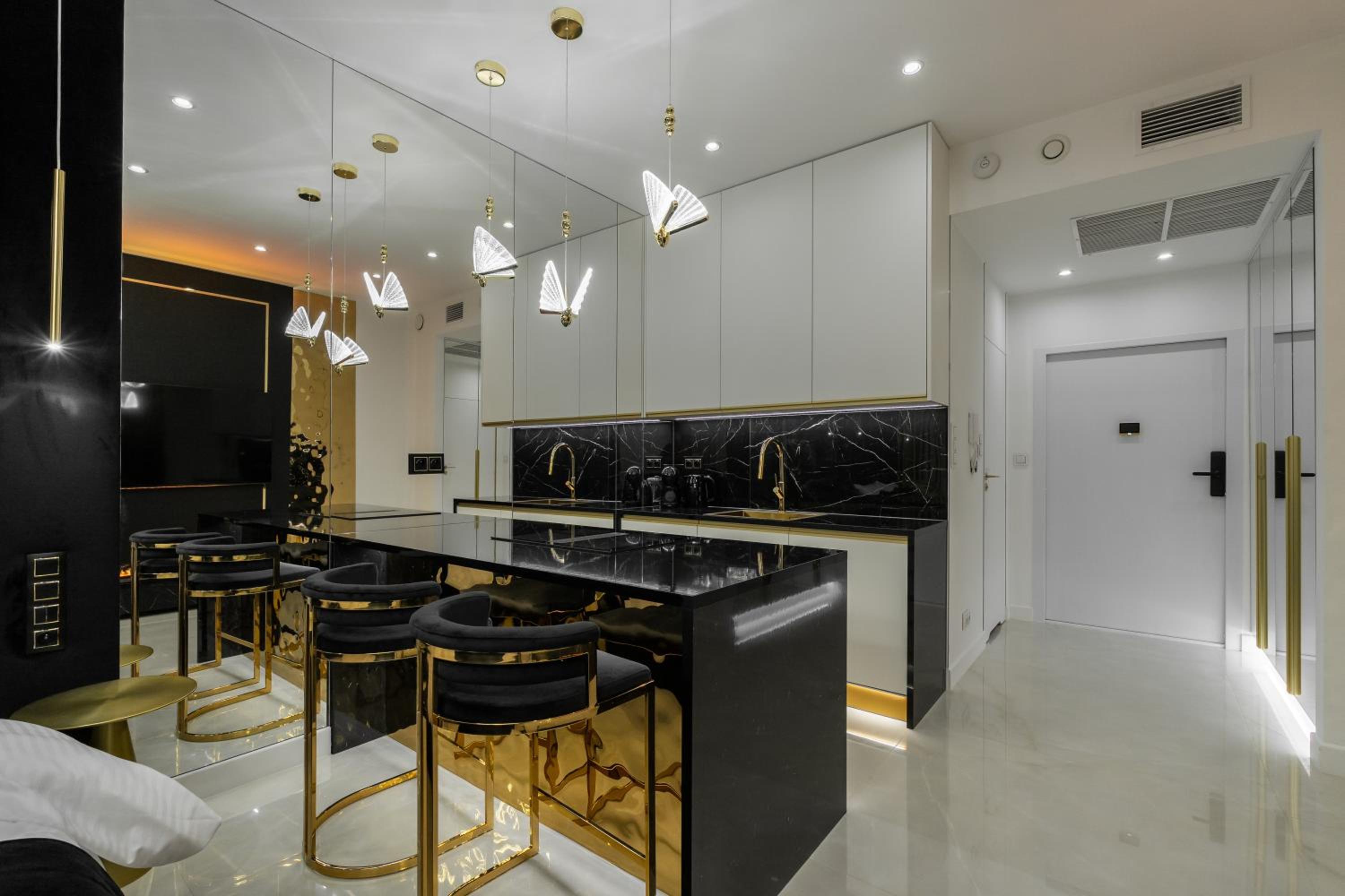 Goldstar Apartament- Wanna z widokiem, 19 Piętro, Hanza Tower Szczecin