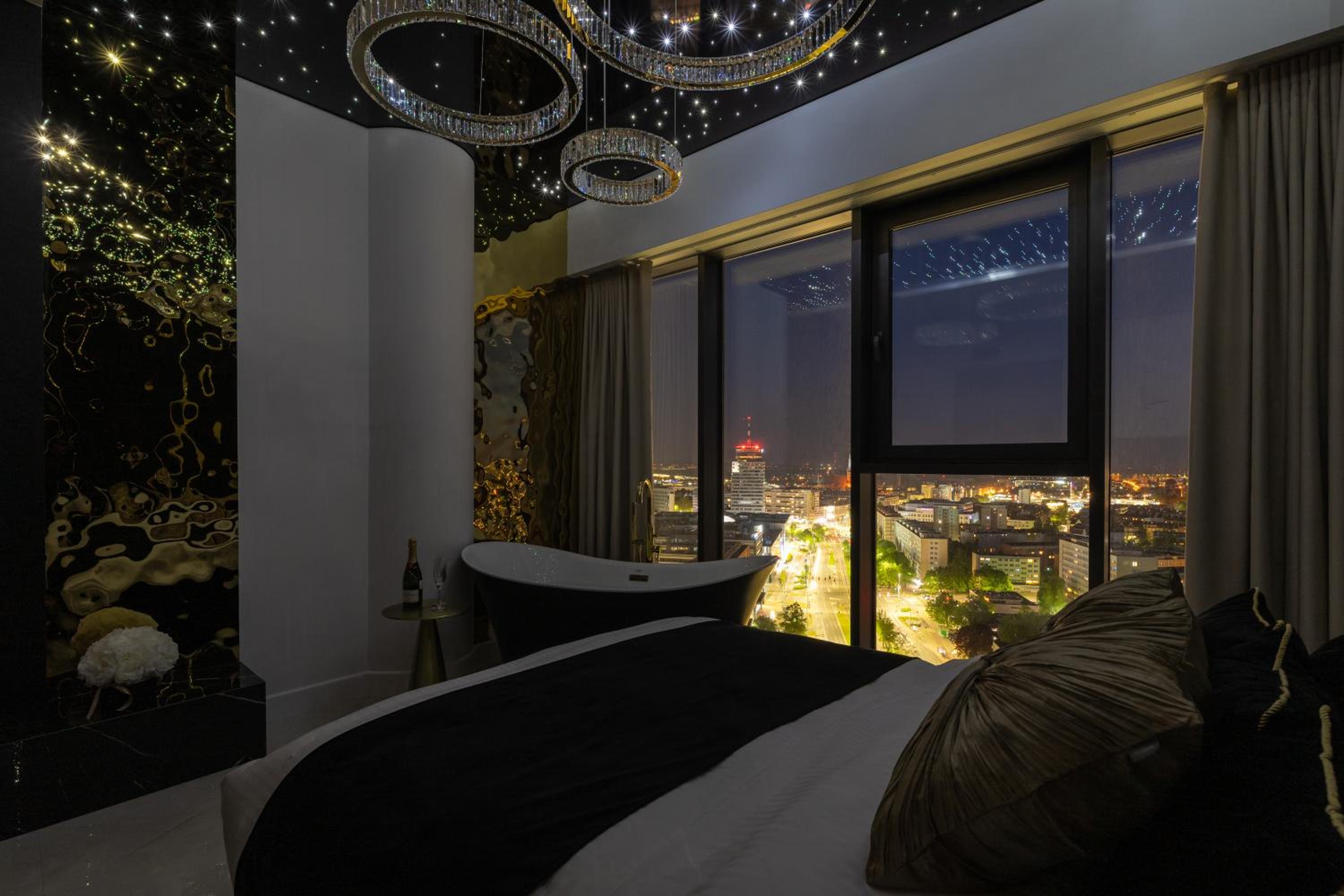 Goldstar Apartament- Wanna z widokiem, 19 Piętro, Hanza Tower Szczecin