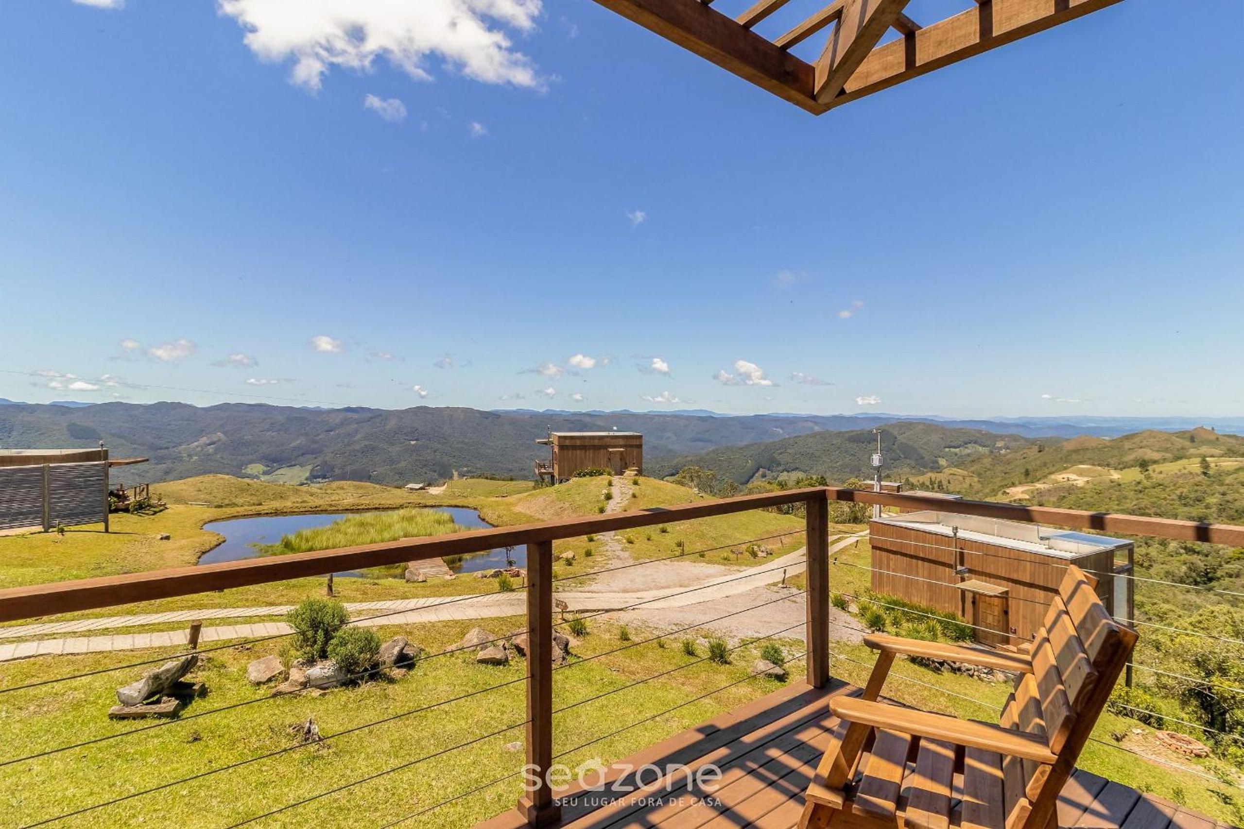 Cabin with fantastic view and jacuzzi VST007