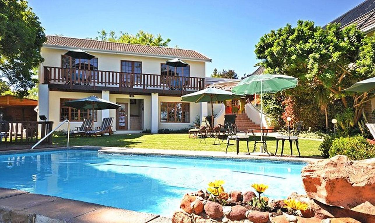Golf and Garden Guesthouse view 2