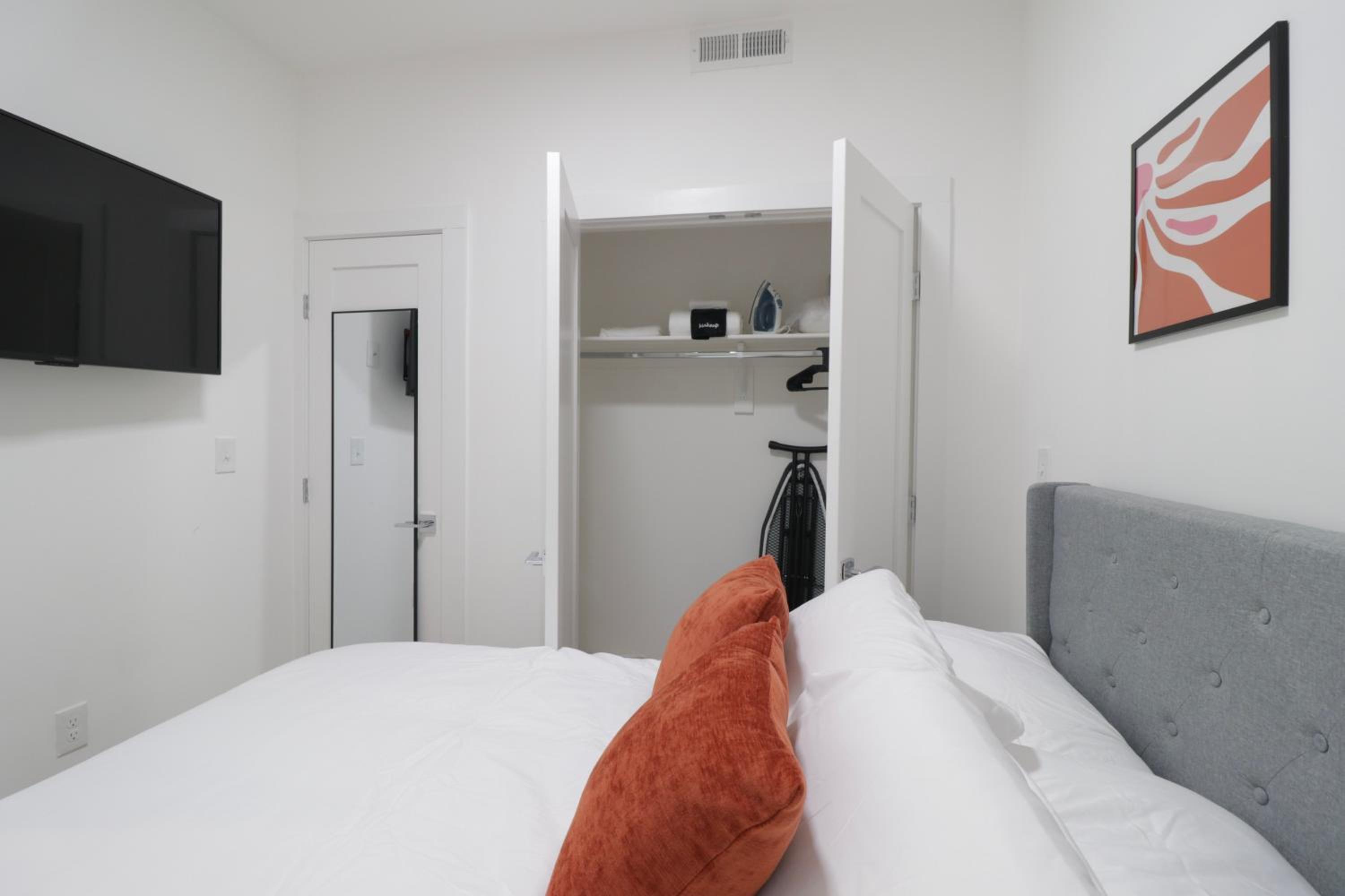 Unit 2 Cozy One bed in the heart of Dc