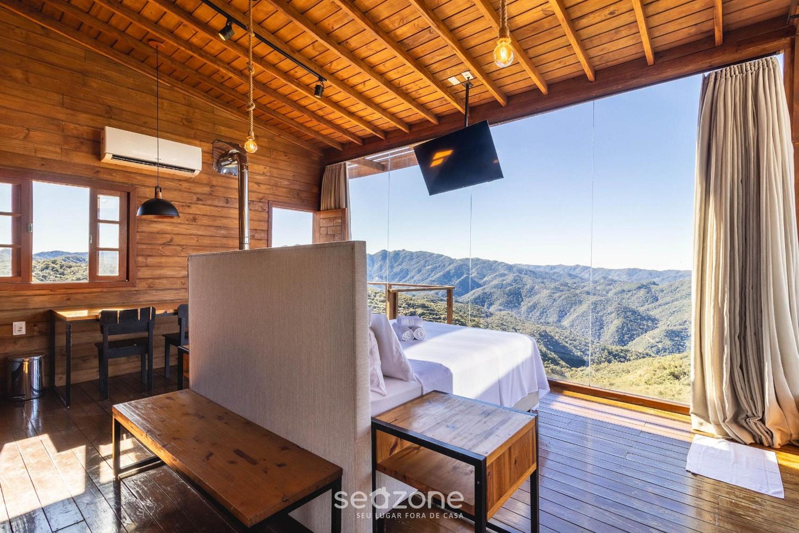 Spectacular Cabin in the Mountain Region VST008