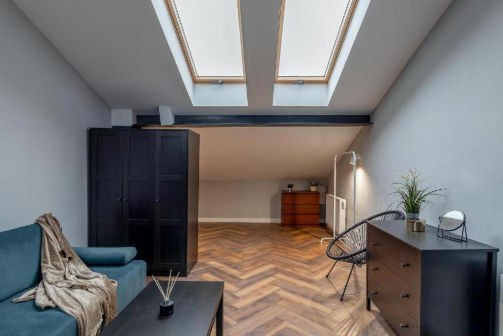 Urban Chic - Modern Apartment near Center & National Stadium, Marcinkowskiego #3