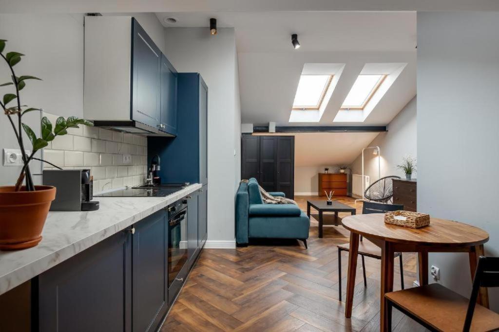 Urban Chic - Modern Apartment near Center & National Stadium, Marcinkowskiego #3