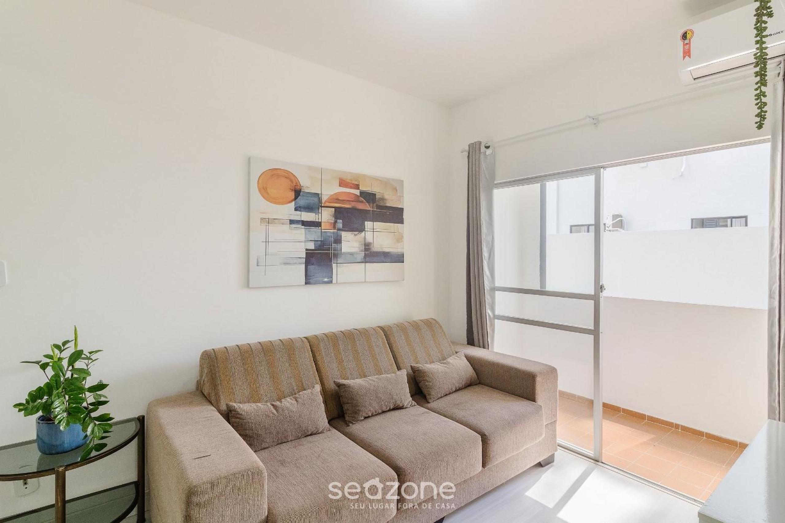 Full 2-Bed Apt 80m from the Beach in BC IDI0306
