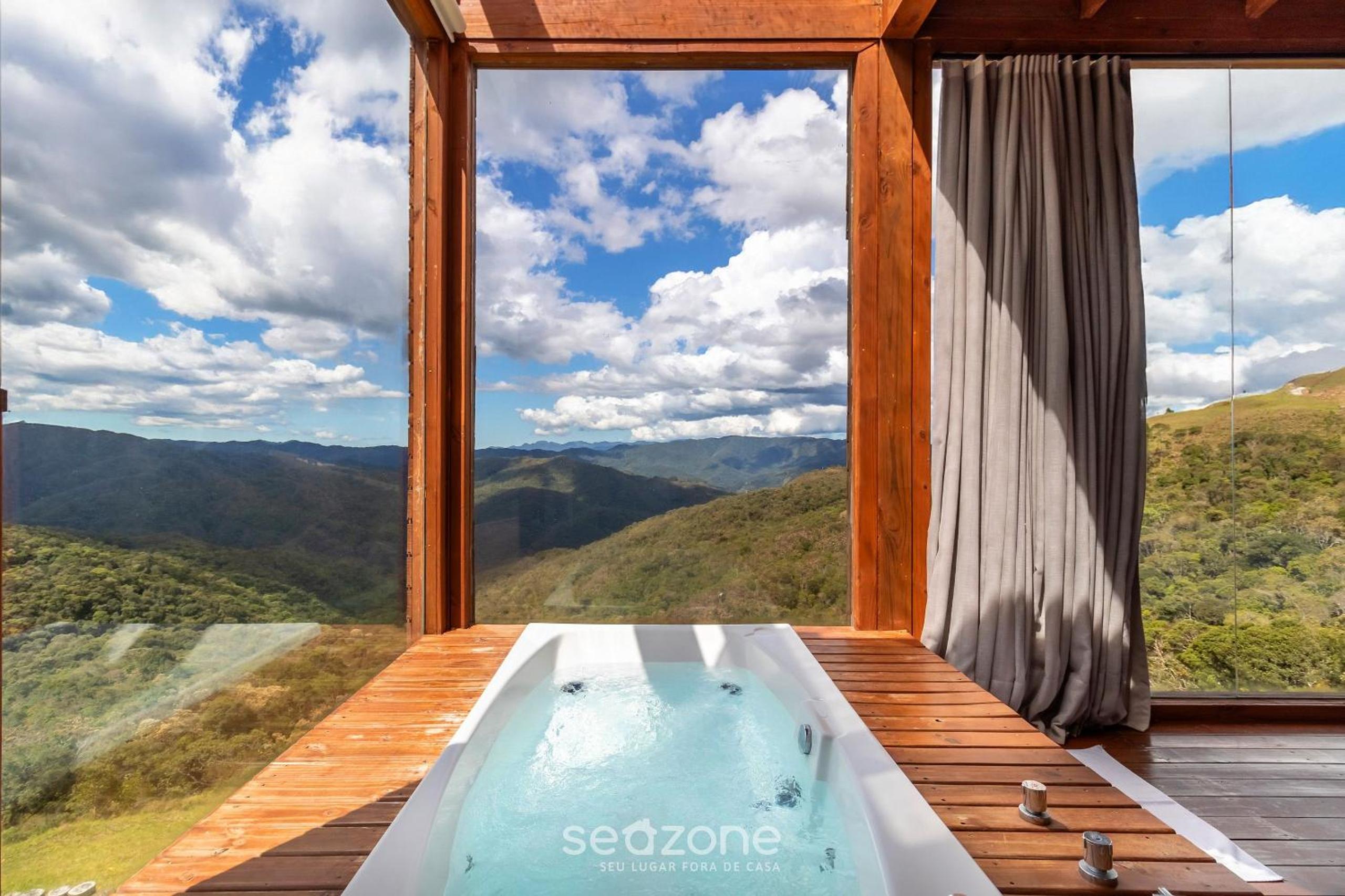 Amazing cabin with panoramic view VST010