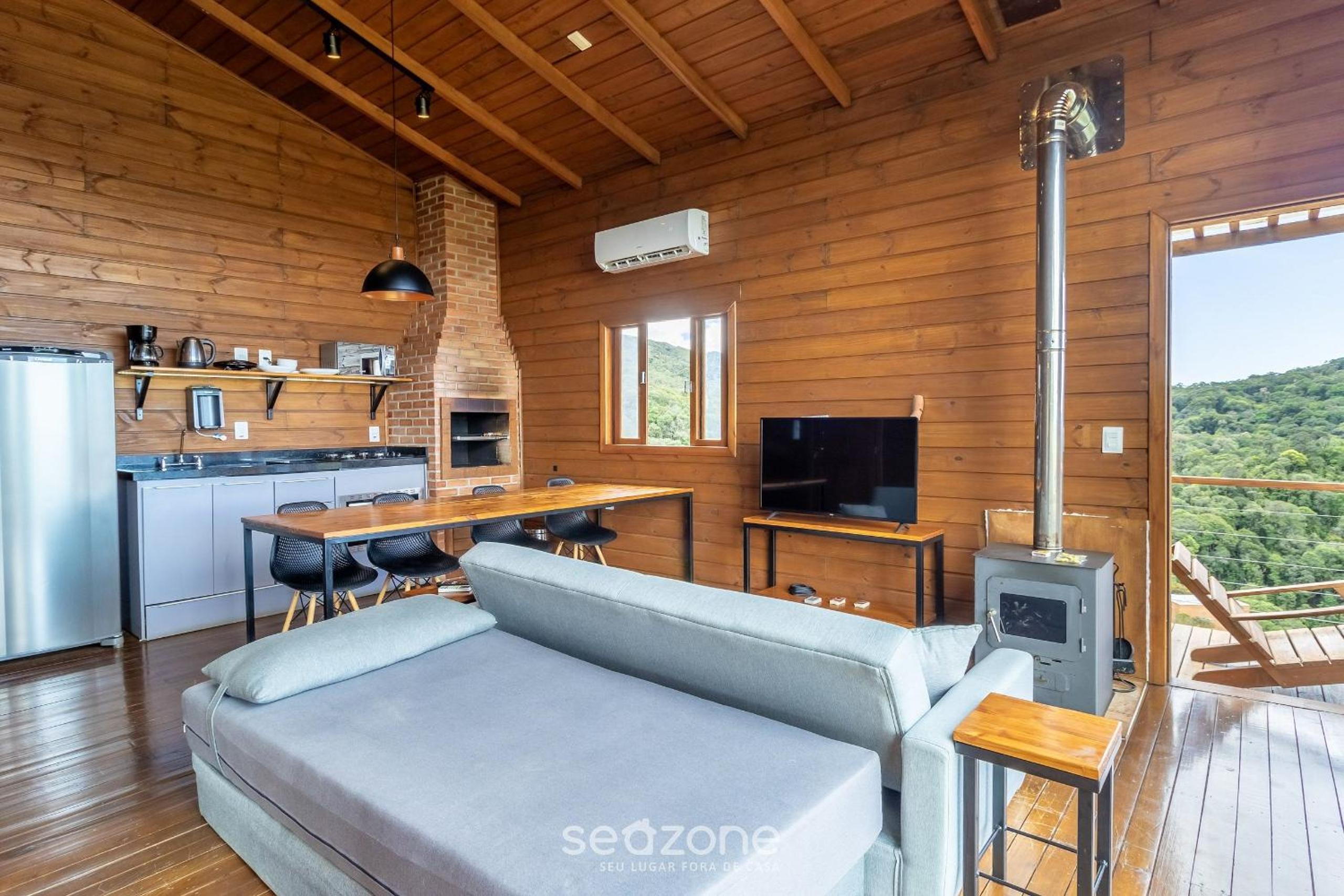 Cabin in the mountains with beautiful views VST012