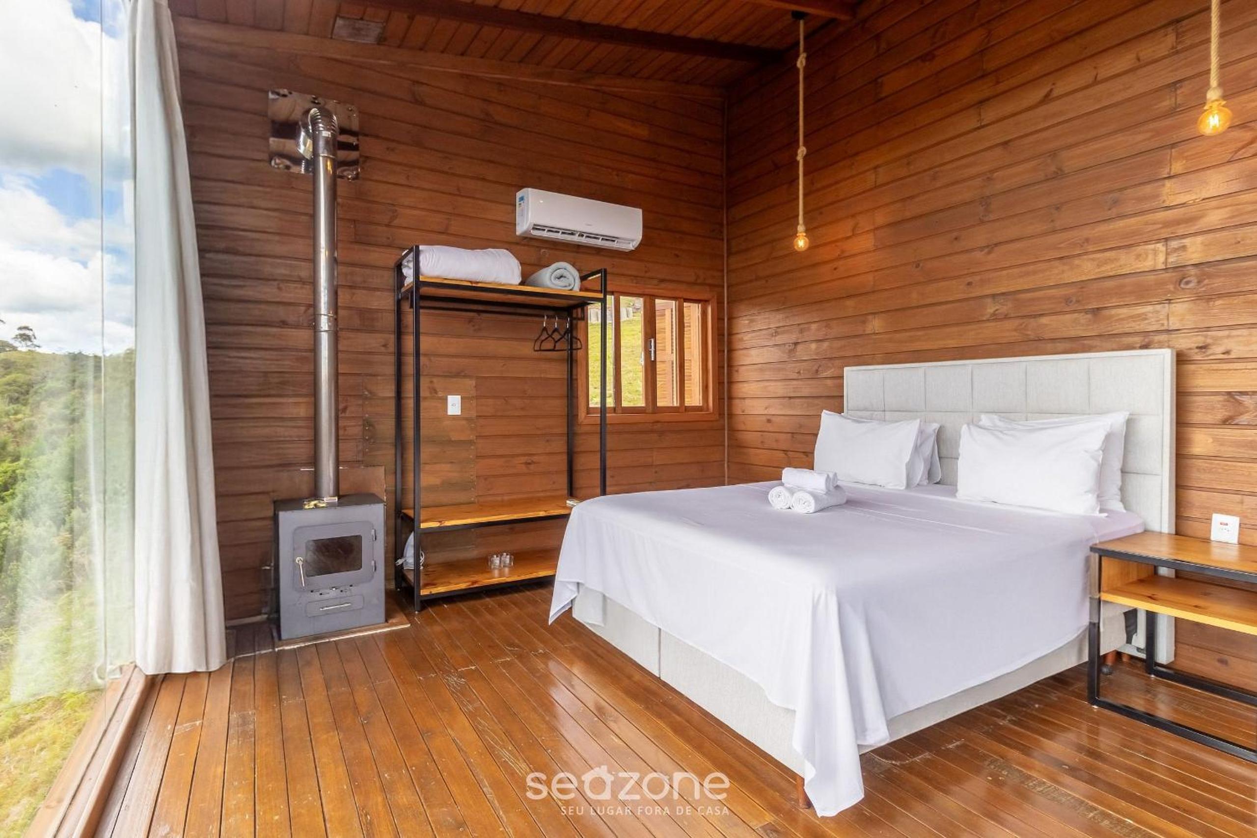 Cabin in the mountains with beautiful views VST012