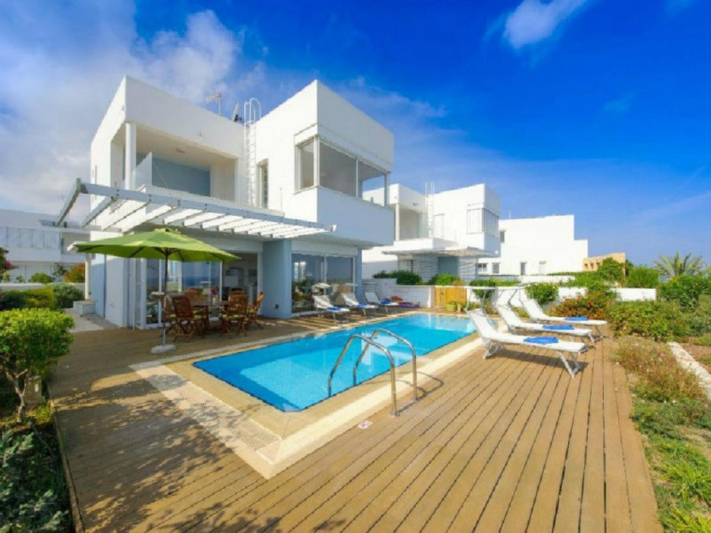 Protaras Beachfront Villa Alia