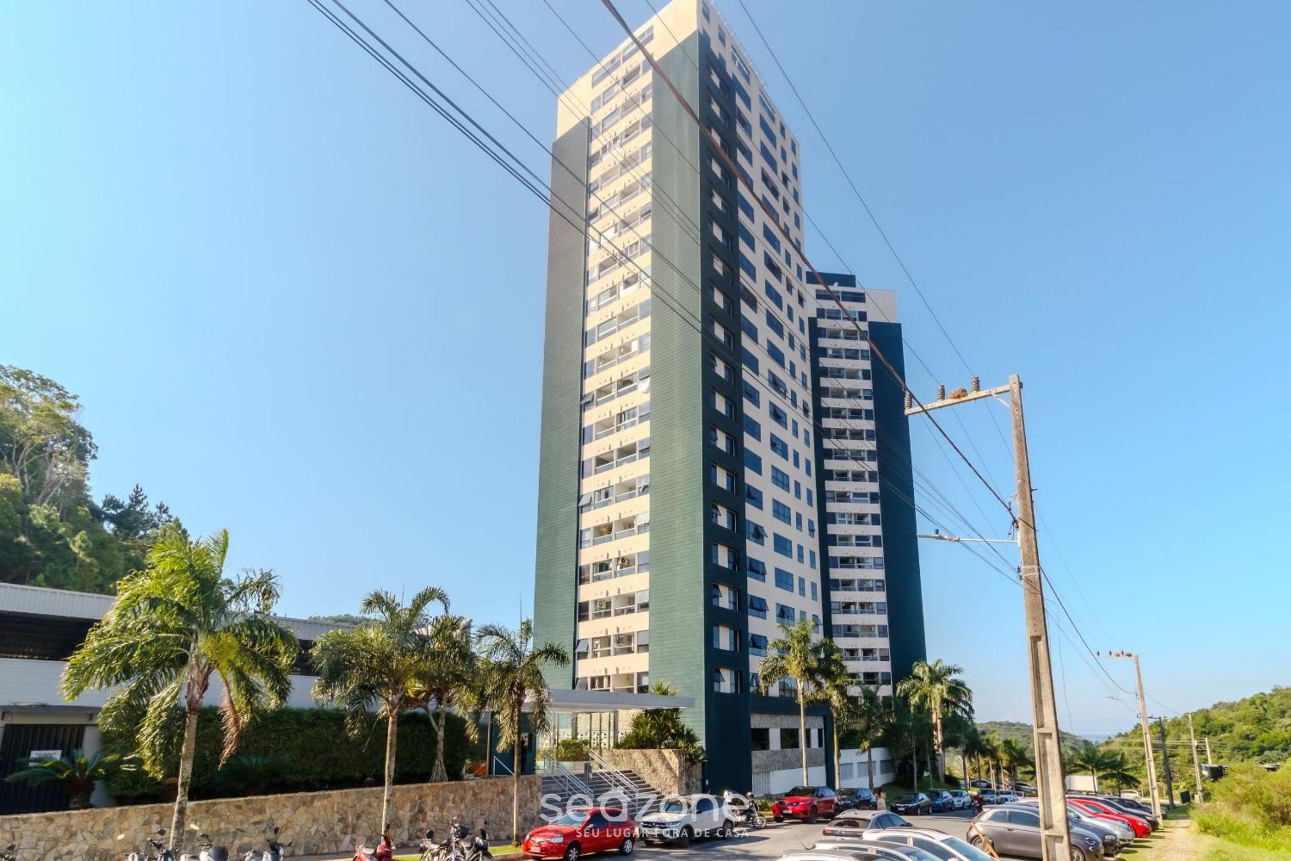 Beautiful Apartment in Building with Pool MPB0034